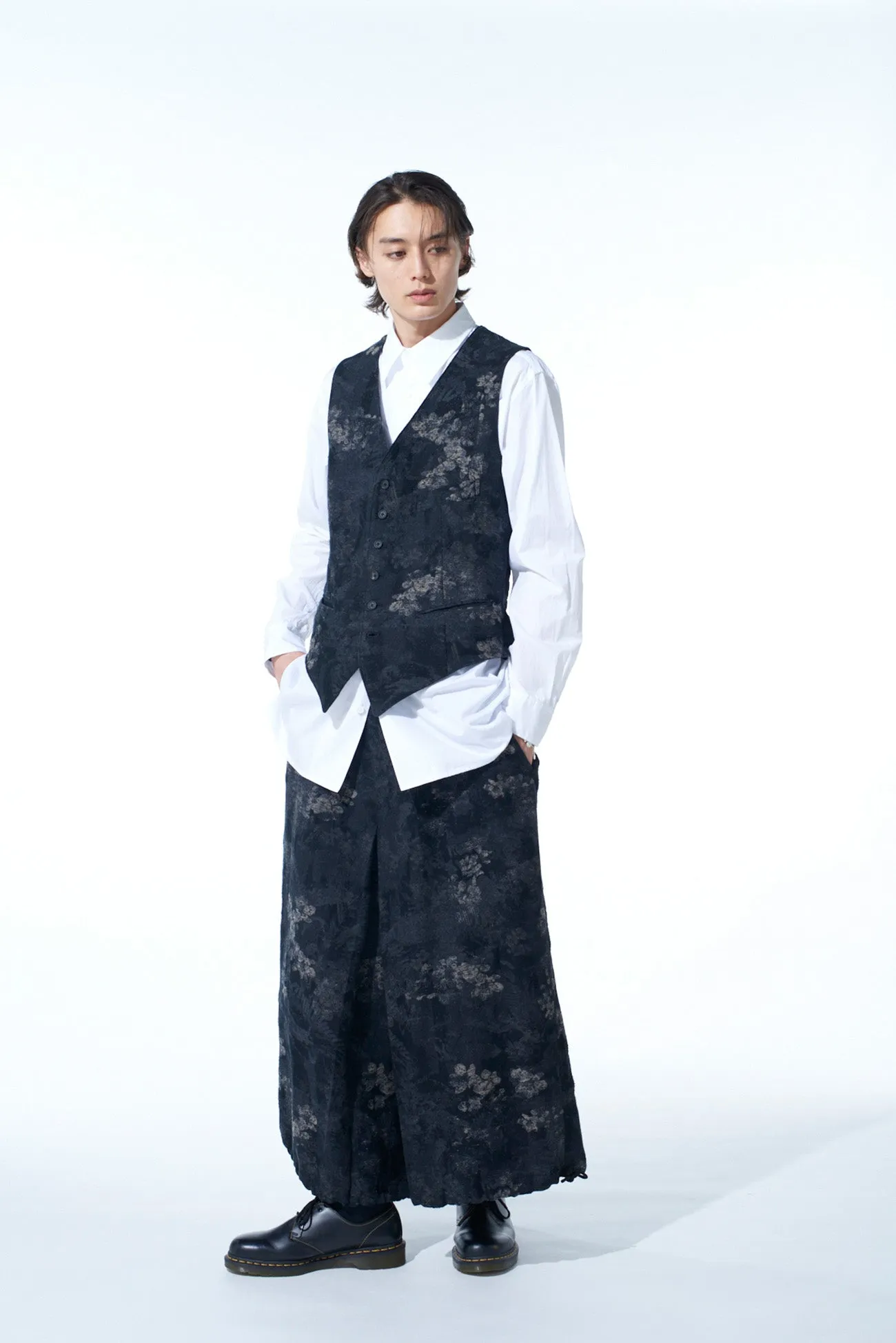 FADED FLORAL JACQUARD VEST sold by Yohji Yamamoto product image thumbnail 5