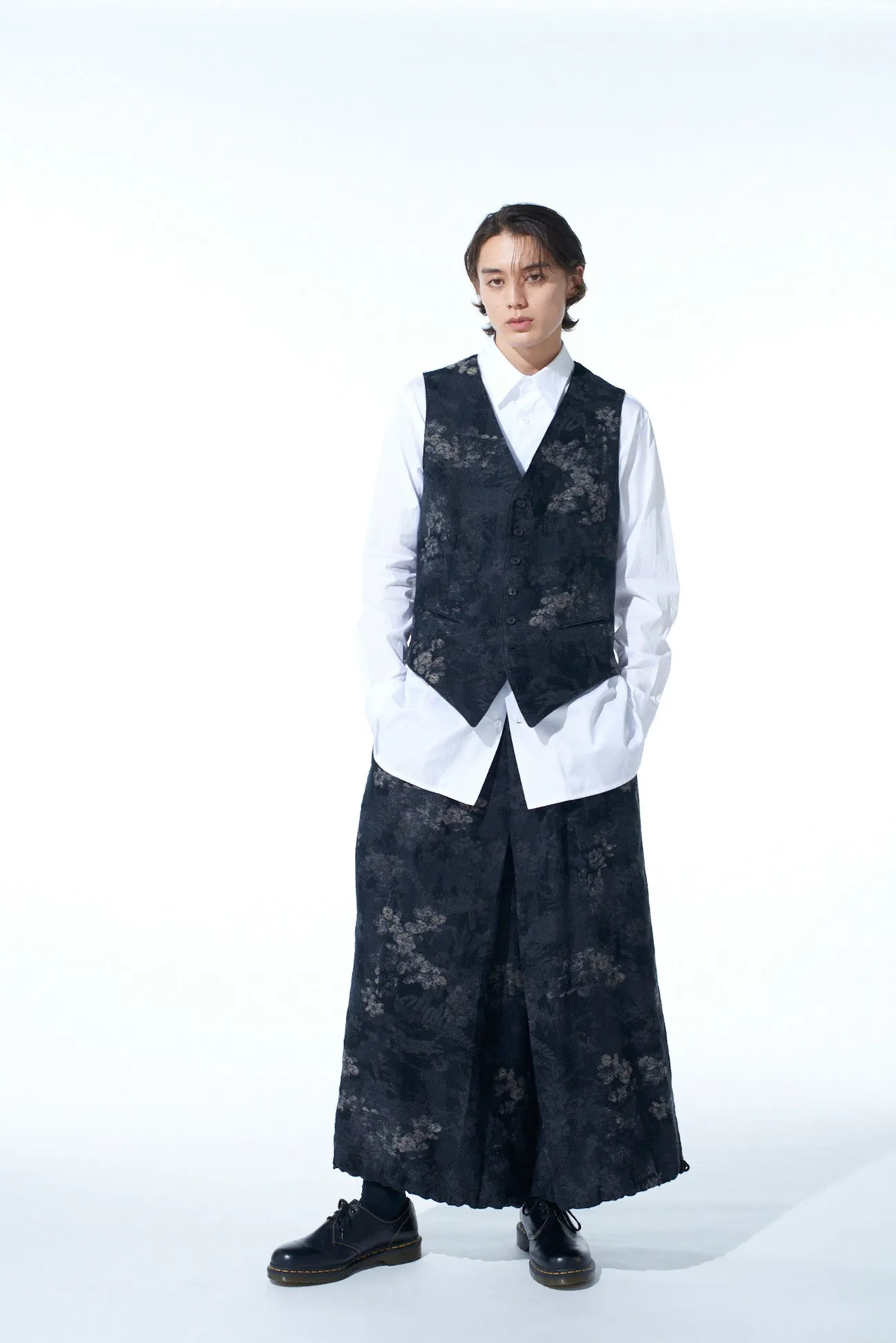 FADED FLORAL JACQUARD VEST sold by Yohji Yamamoto product image thumbnail 2