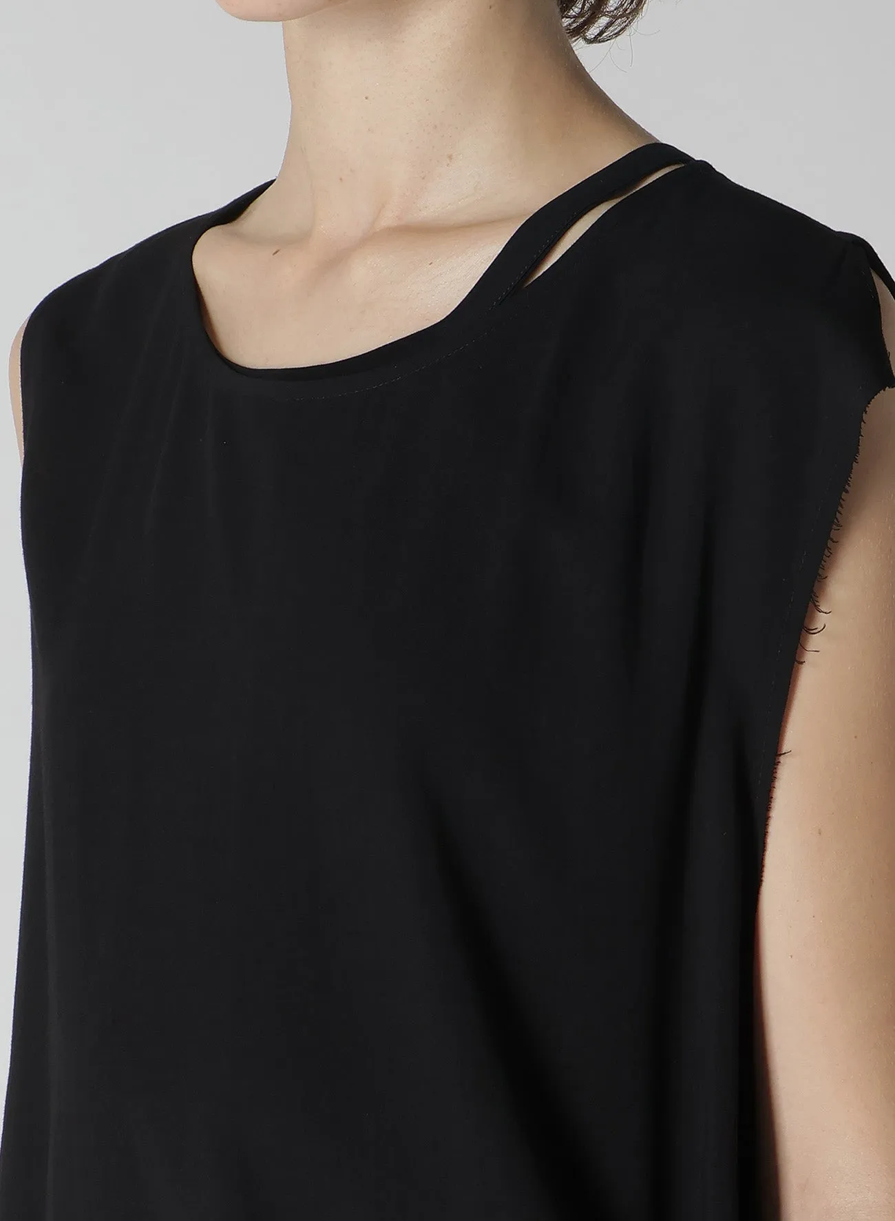 RAYON CAMBRIC SLEEVELESS DRAPE BLOUSE sold by Yohji Yamamoto product image thumbnail 5