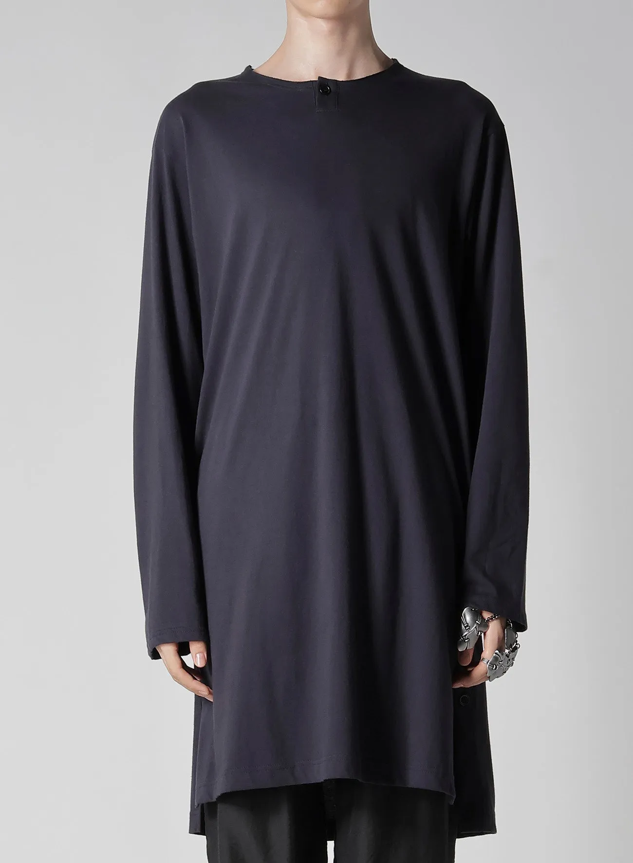 COMBED SINGLE JERSEY SINGLE BUTTON HENRY NECK LS T sold by Yohji Yamamoto product image thumbnail 2