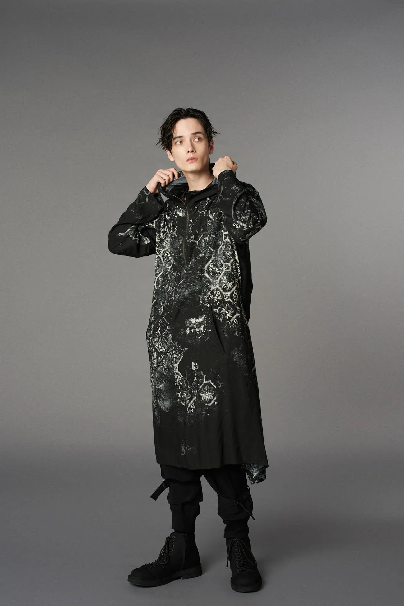 CREPE DE CHINE DOUBLE HEM RIB PANTS sold by Yohji Yamamoto product image thumbnail 2