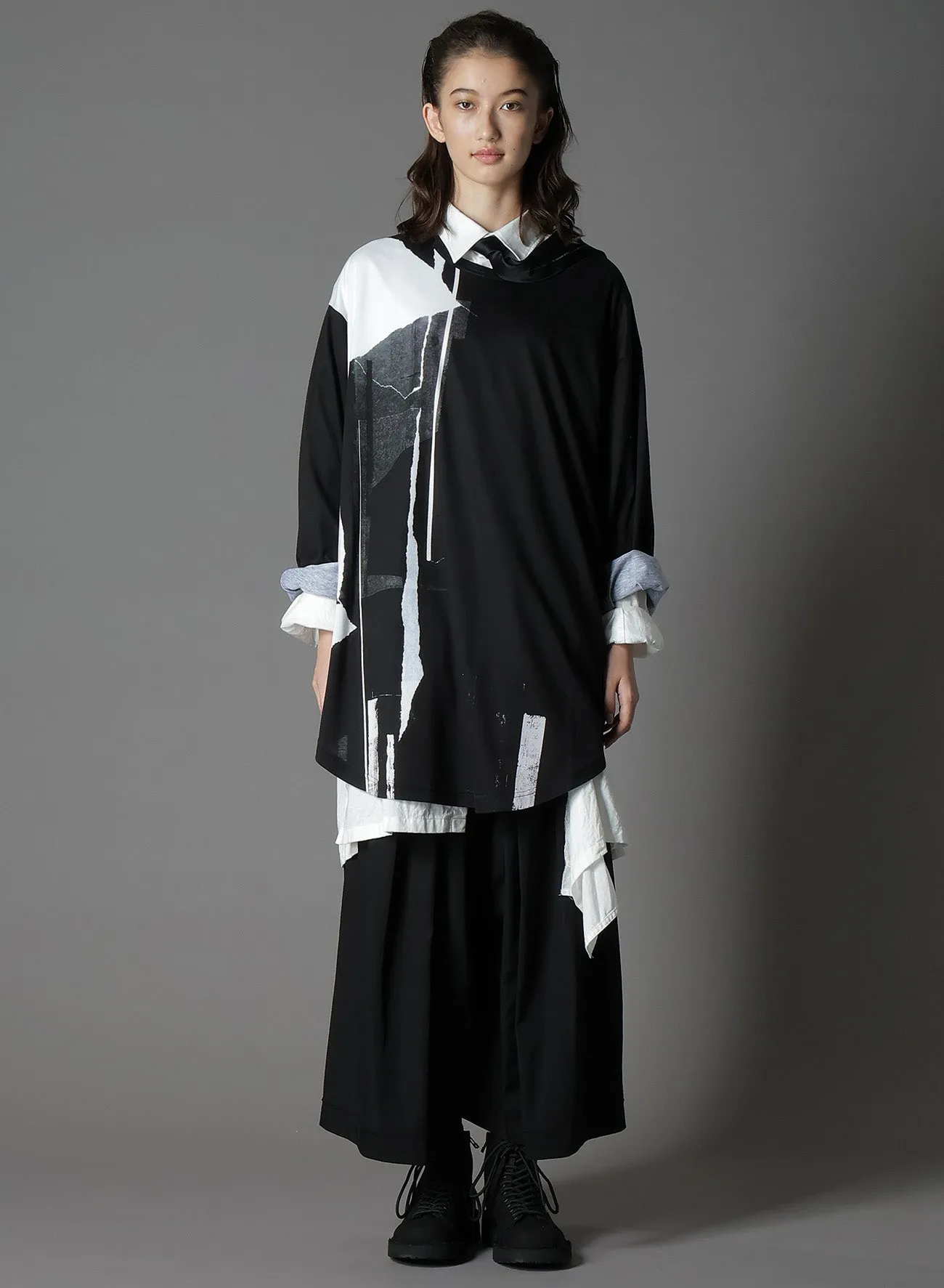 COTTON JERSEYTORN PATTERN HEM ROUND JUMBO T-SHIRT LONG SLEEVES sold by Yohji Yamamoto product image thumbnail 3