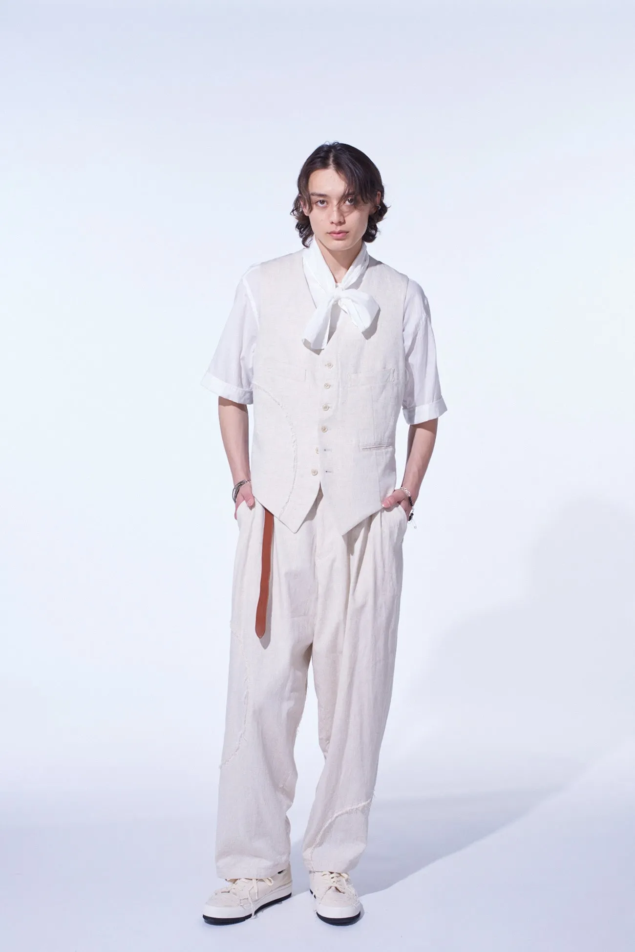 LINEN/COTTON HERRINGBONE ZIGZAG CUT-OUT VEST sold by Yohji Yamamoto product image thumbnail 2