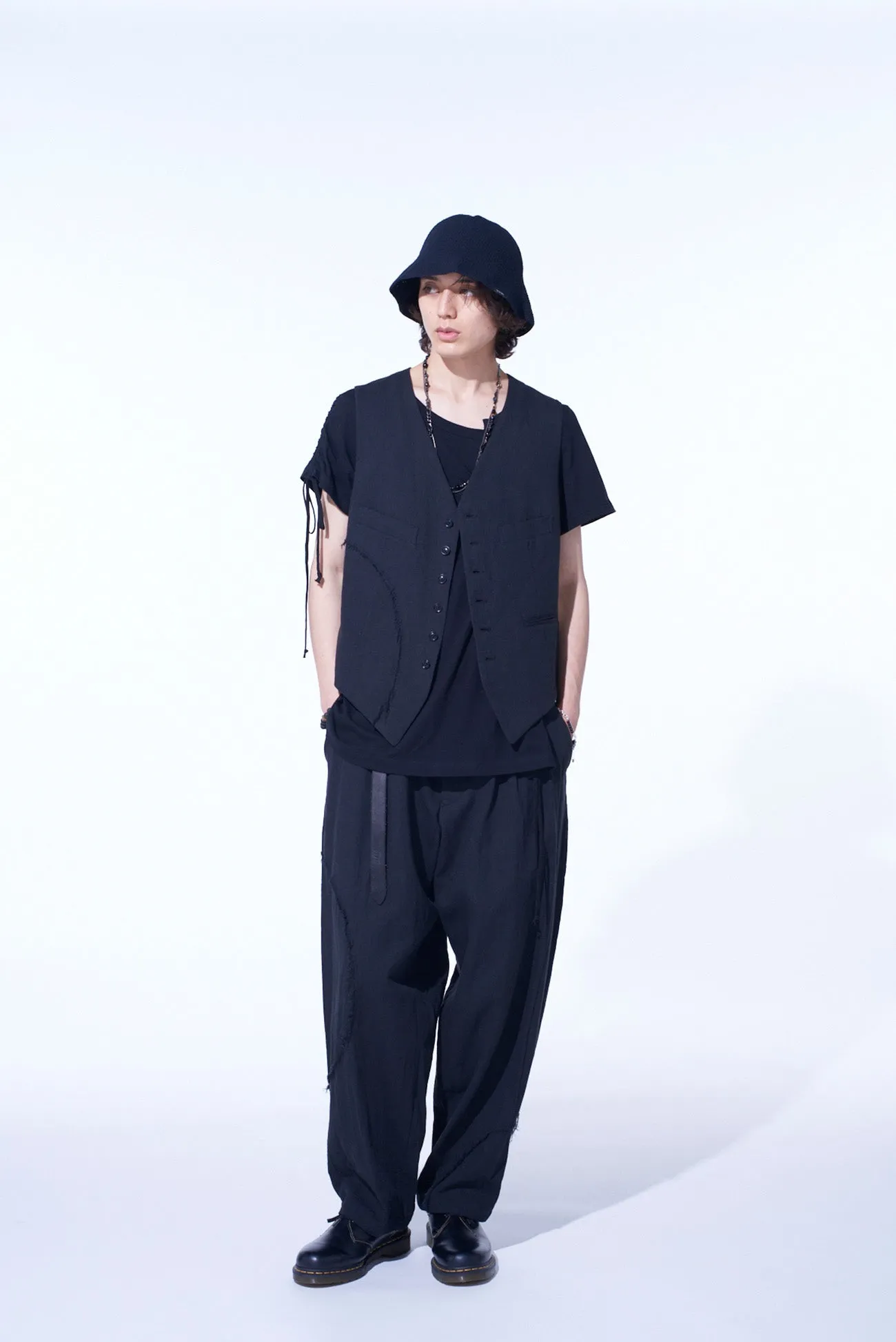 LINEN/COTTON HERRINGBONE ZIGZAG CUT-OUT VEST sold by Yohji Yamamoto product image thumbnail 2