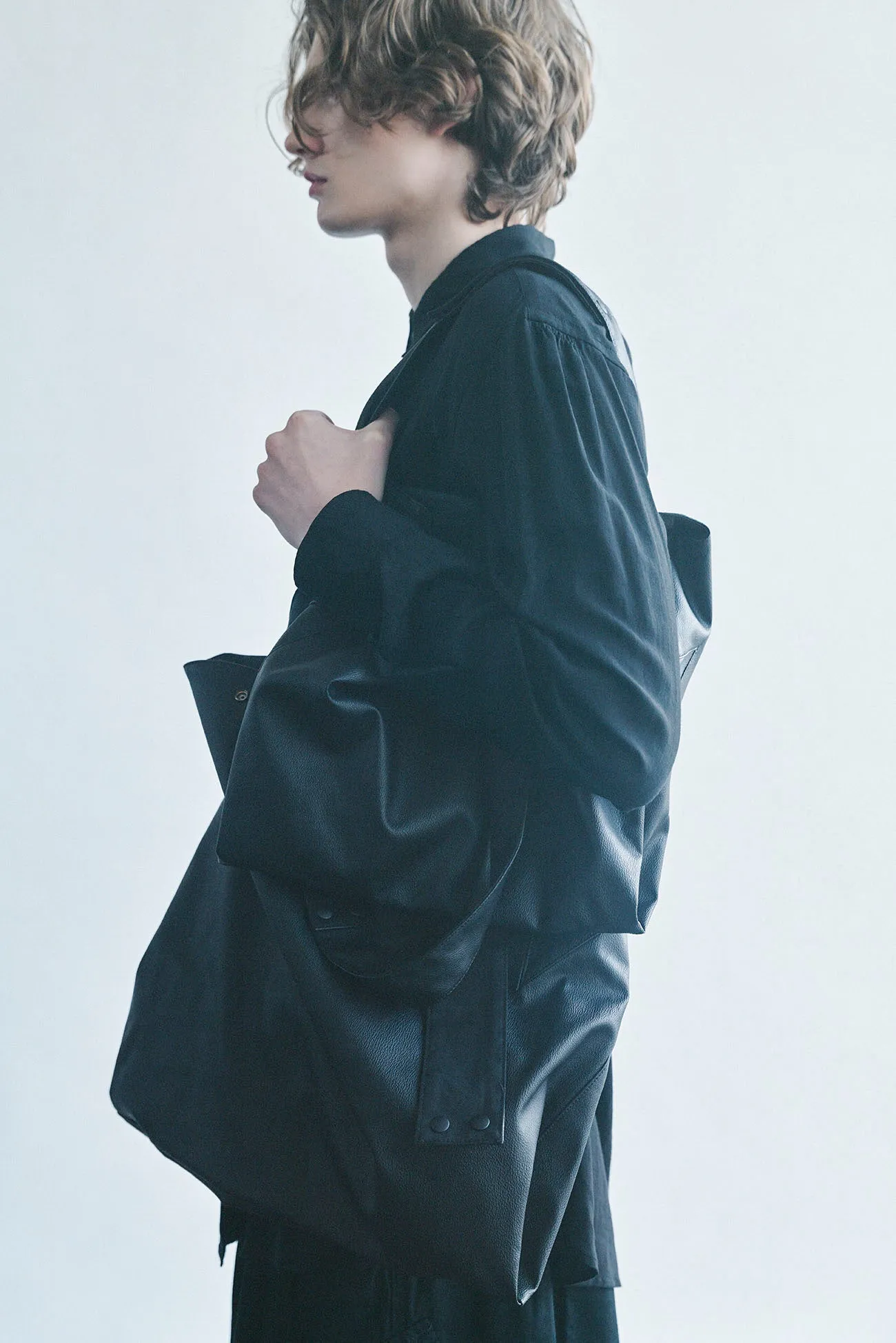 INFINITE(Apple Leather) sold by Yohji Yamamoto product image thumbnail 3