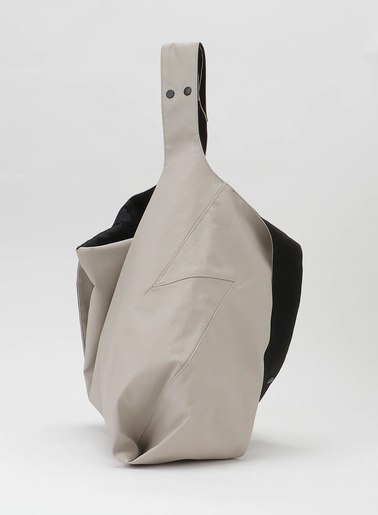 INFINITE(Apple Leather) sold by Yohji Yamamoto product image thumbnail 4