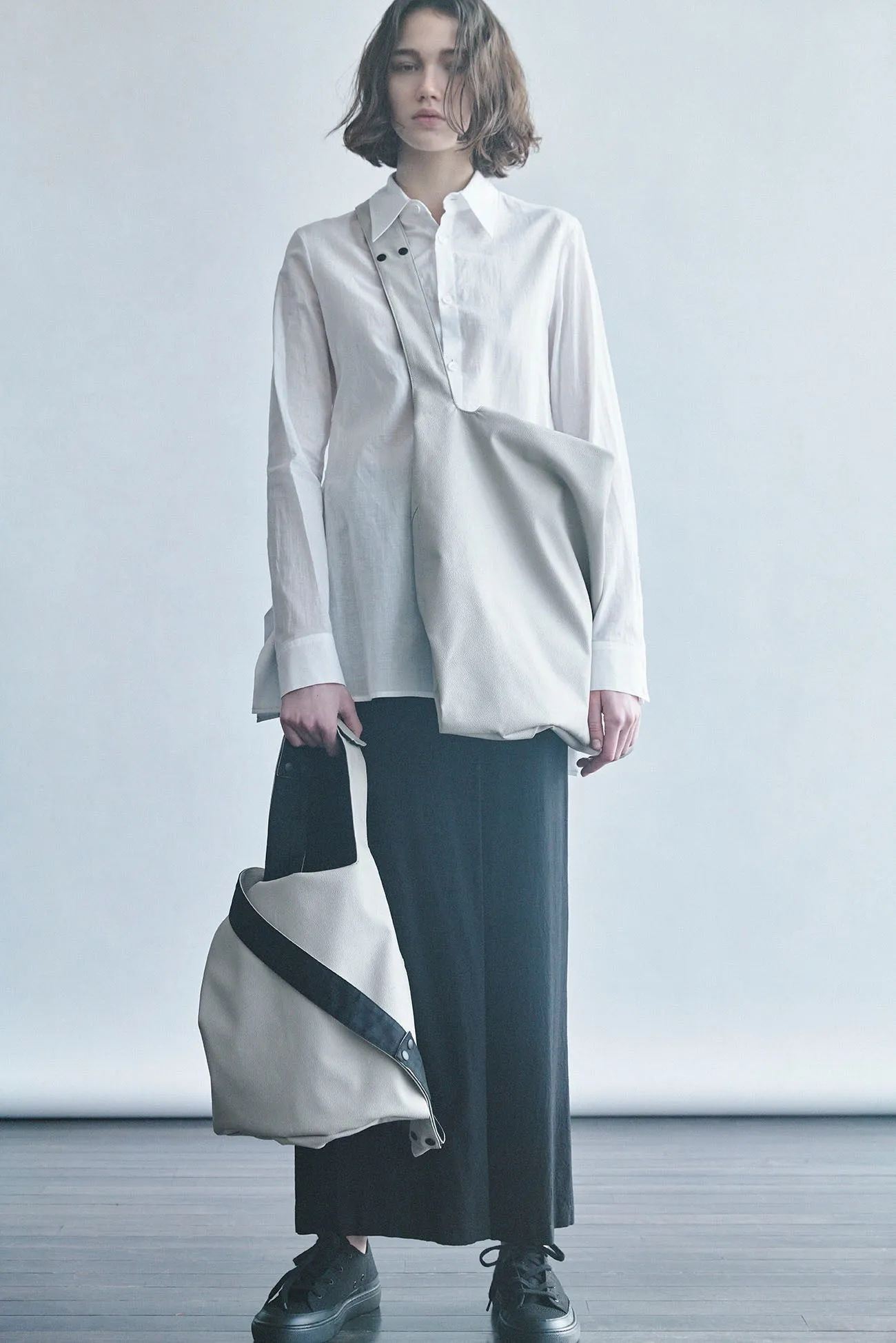 INFINITE(Apple Leather) sold by Yohji Yamamoto product image thumbnail 3