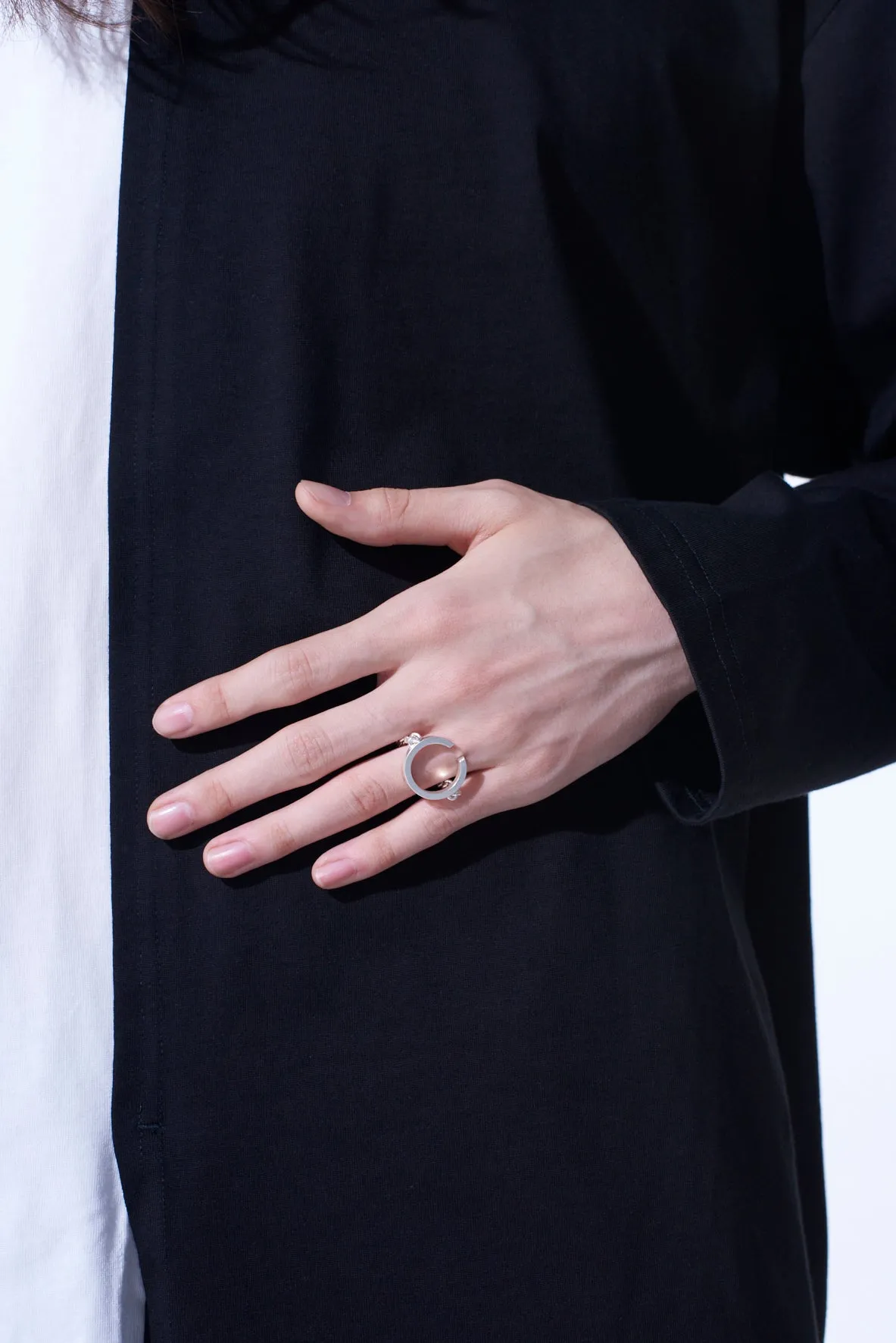 BRASS CHAIN EAR CUFF CHAIN RING sold by Yohji Yamamoto product image thumbnail 5