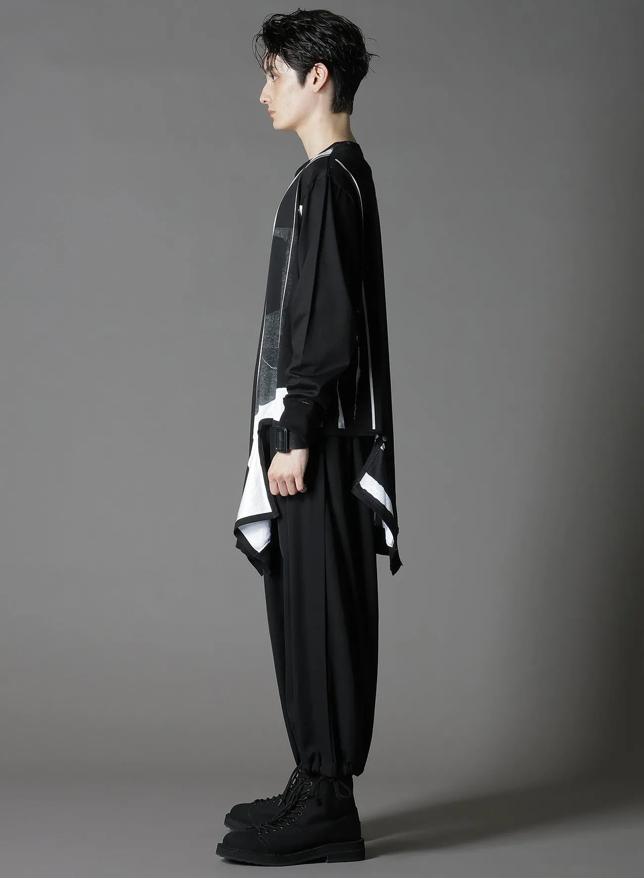 COTTON JERSEY TORN PATTERN SLASH PIPING T-SHIRT sold by Yohji Yamamoto product image thumbnail 5