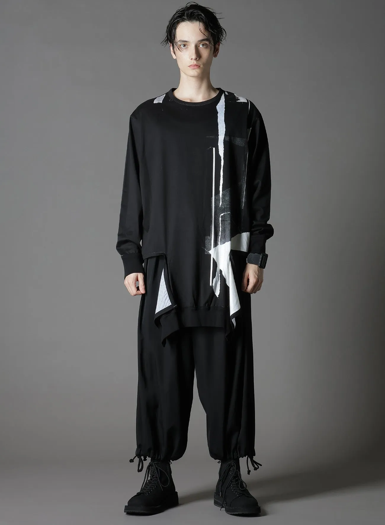 COTTON JERSEY TORN PATTERN SLASH PIPING T-SHIRT sold by Yohji Yamamoto product image thumbnail 4