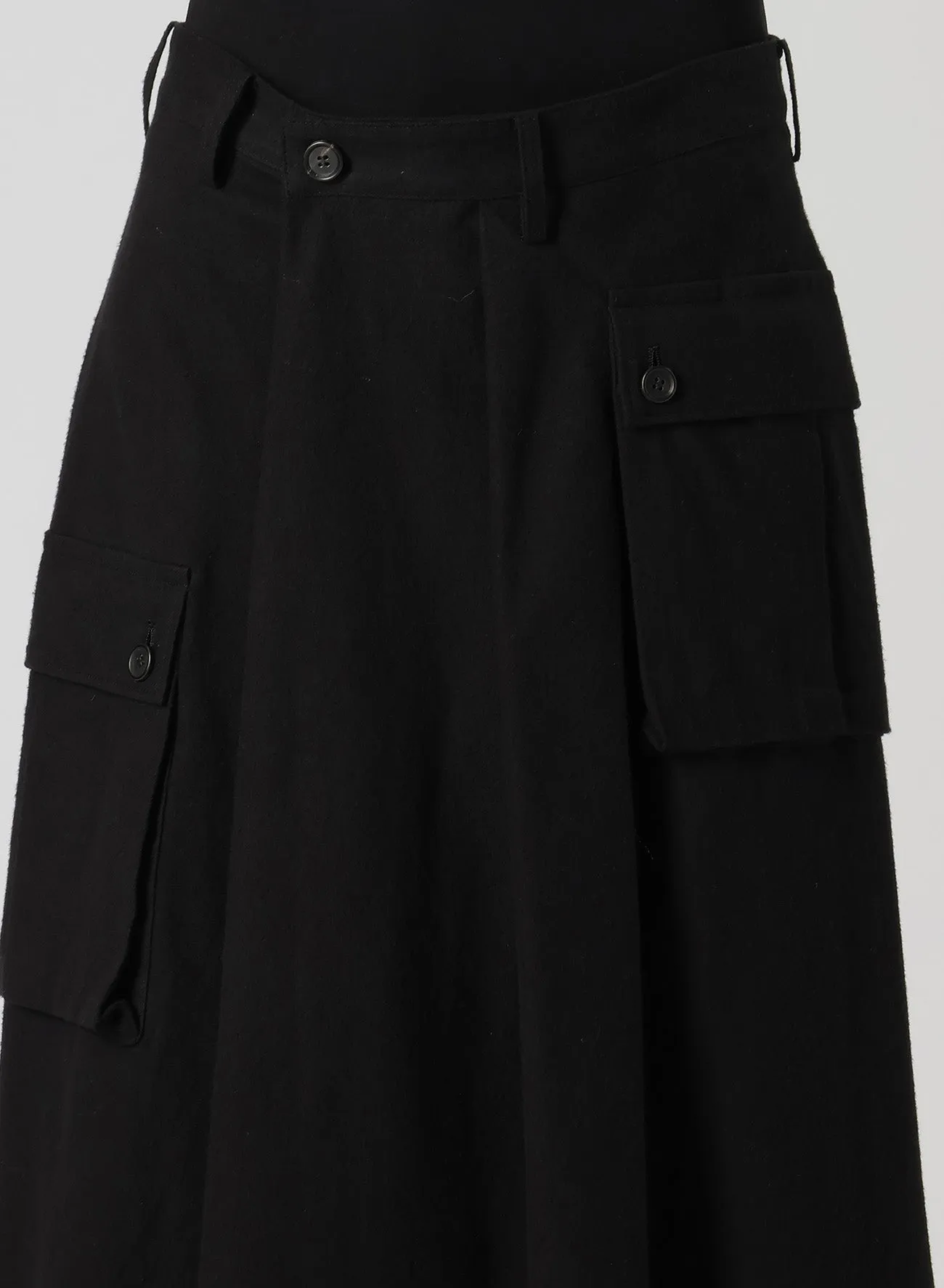COTTON TWILL R-WIDE TUCK CARGO SKIRT sold by Yohji Yamamoto product image thumbnail 5