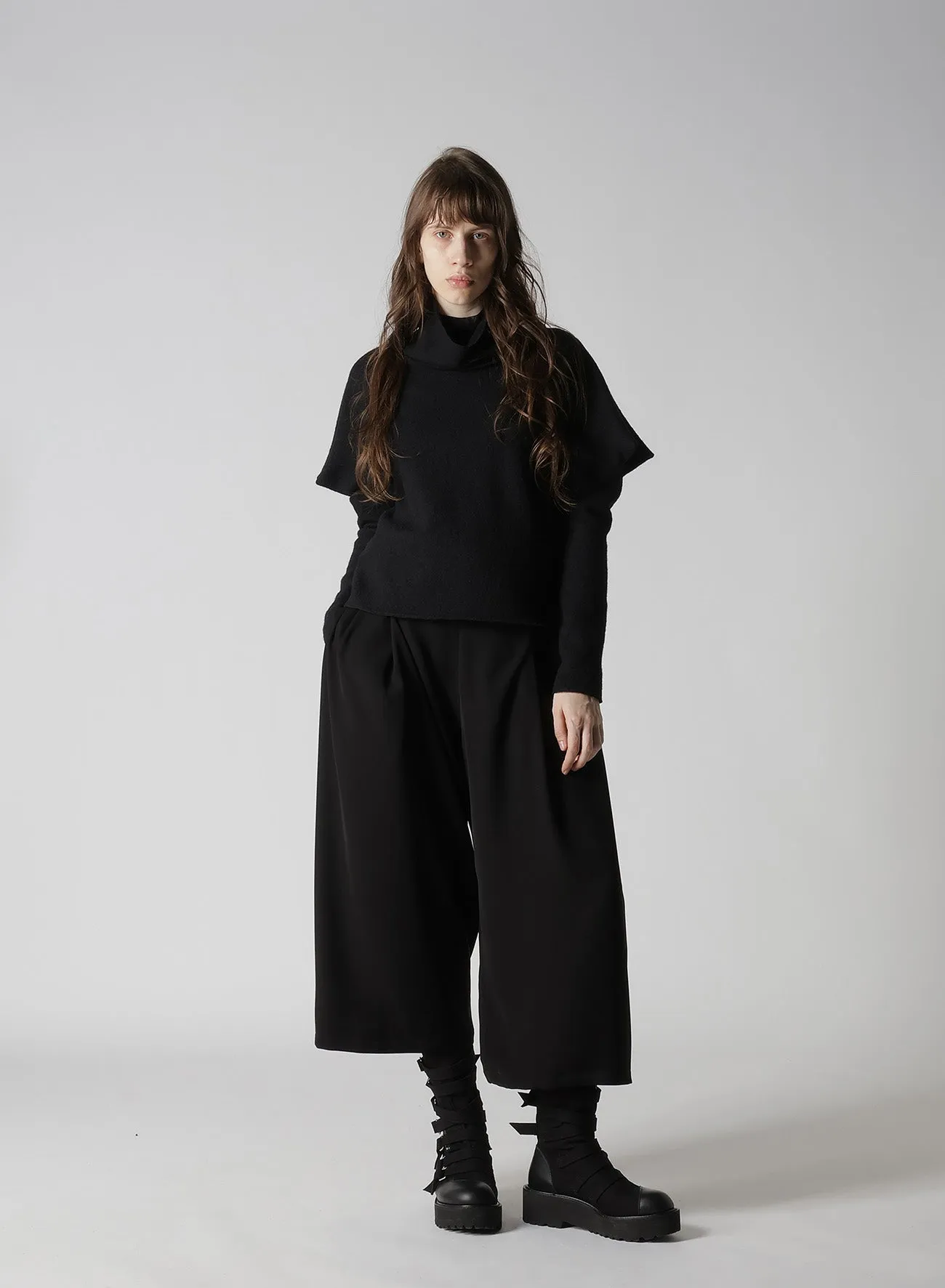 DOUBLE SATIN CROPED PANTS sold by Yohji Yamamoto product image thumbnail 4