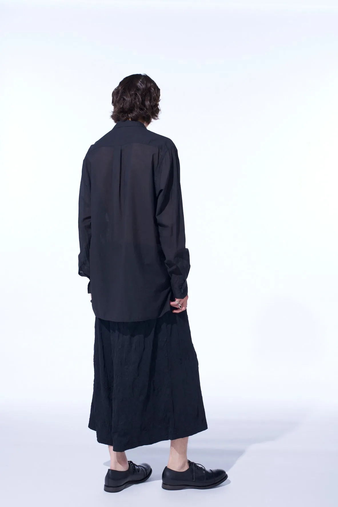 COTTON SILK LOAN LOOSE-FIT OPEN COLLAR SHIRT sold by Yohji Yamamoto product image thumbnail 4