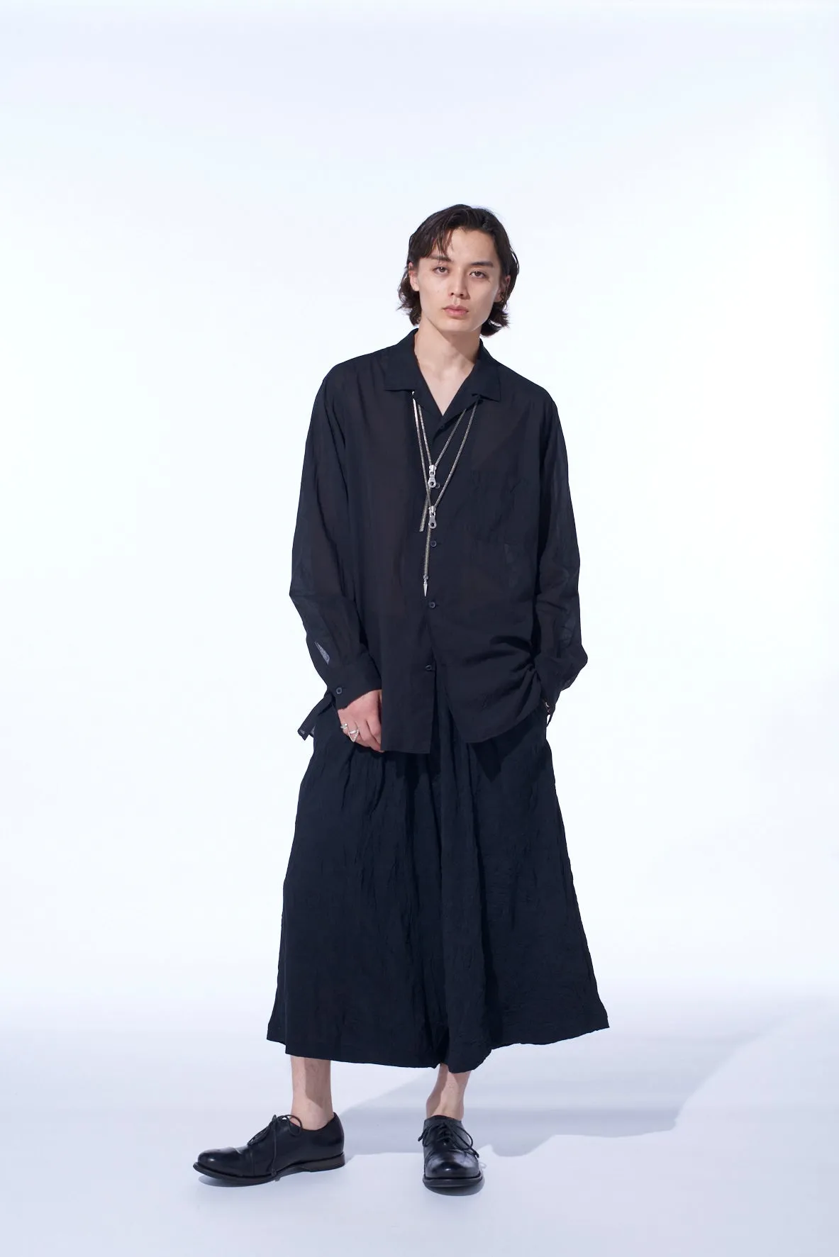 COTTON SILK LOAN LOOSE-FIT OPEN COLLAR SHIRT sold by Yohji Yamamoto product image thumbnail 2