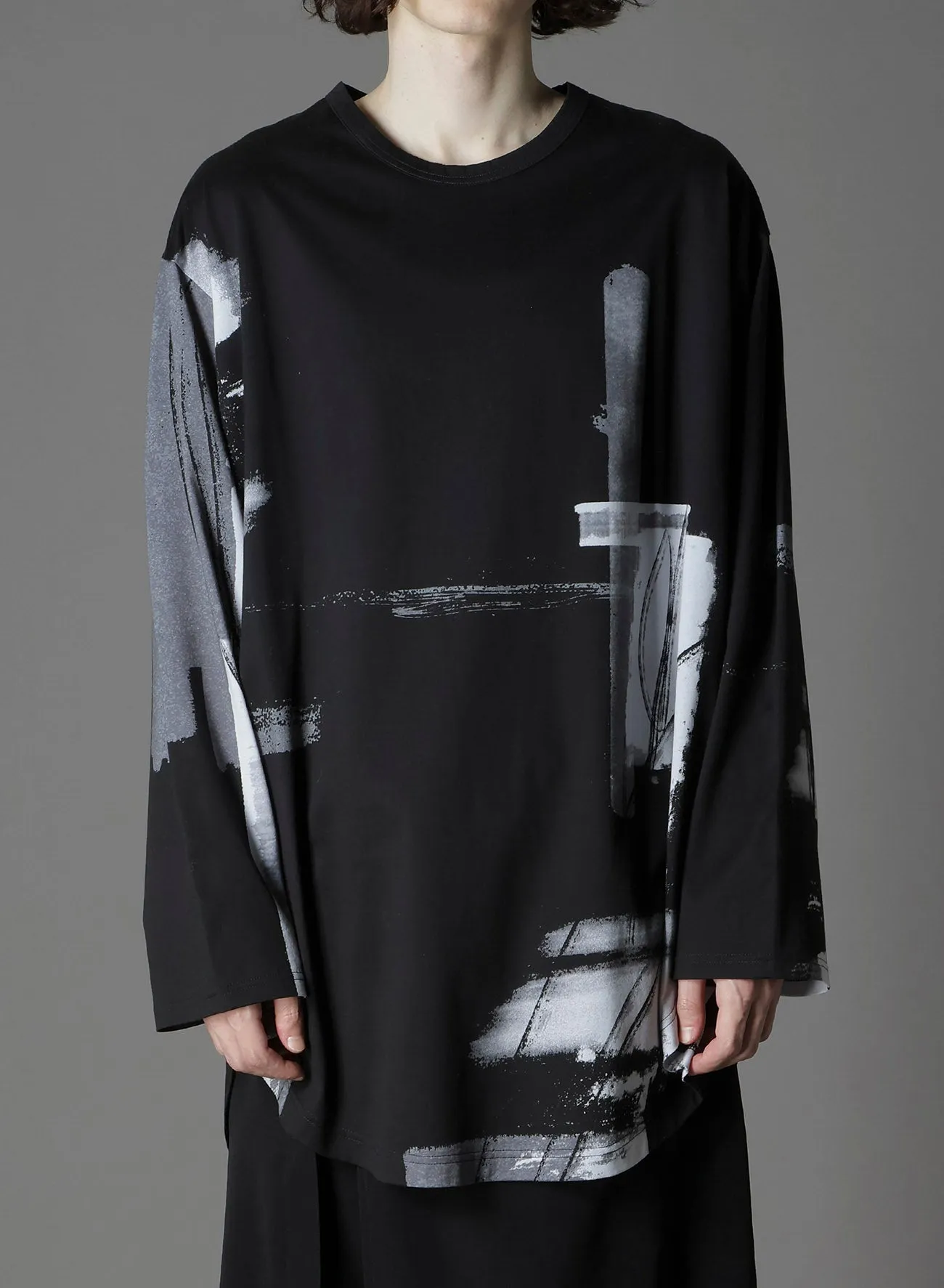 SILKETTE JERSEY PAINT PATTERN HEM JUMBO LONG SLEEVED T-SHIRT sold by Yohji Yamamoto product image thumbnail 5