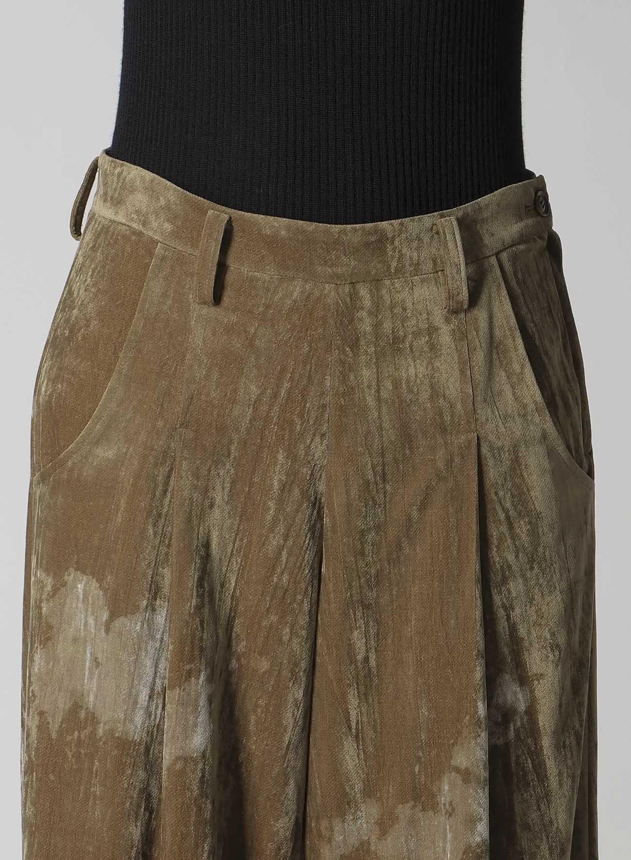DISCHARGE-PRINTED VELVET PLEATED PANTS sold by Yohji Yamamoto product image thumbnail 5