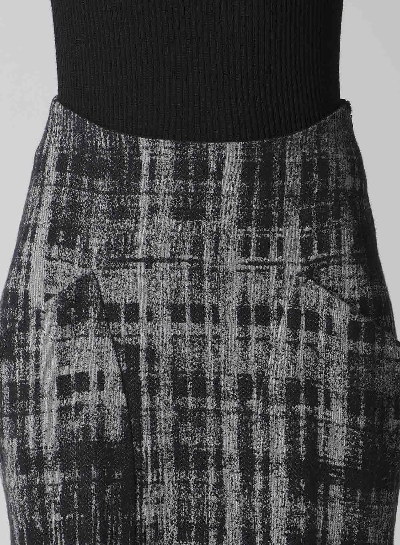 FADED PLAID JACQUARD DROP SKIRT sold by Yohji Yamamoto product image thumbnail 5
