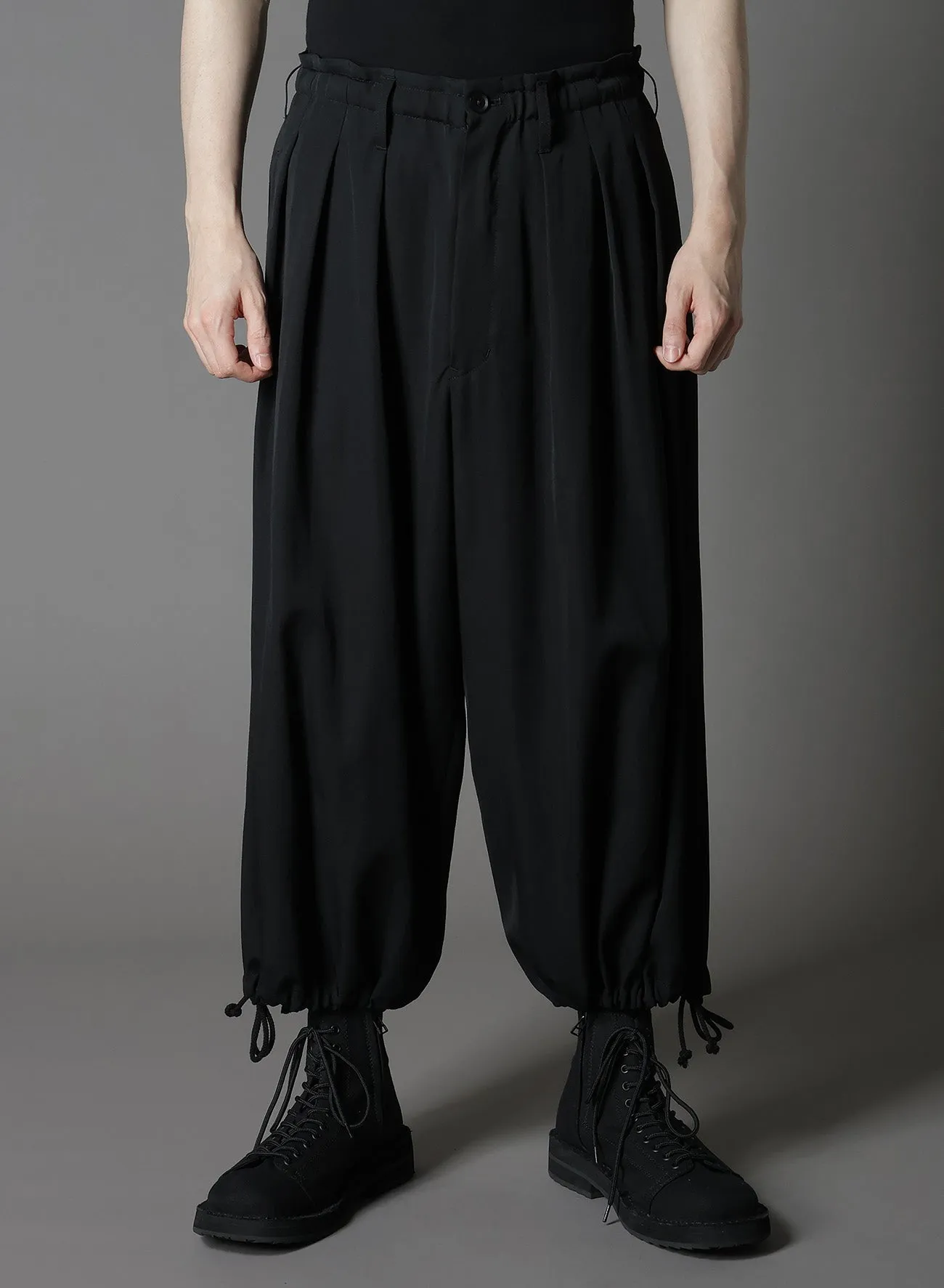 WOOL GABARDINE BALLOON PANTS sold by Yohji Yamamoto product image thumbnail 5