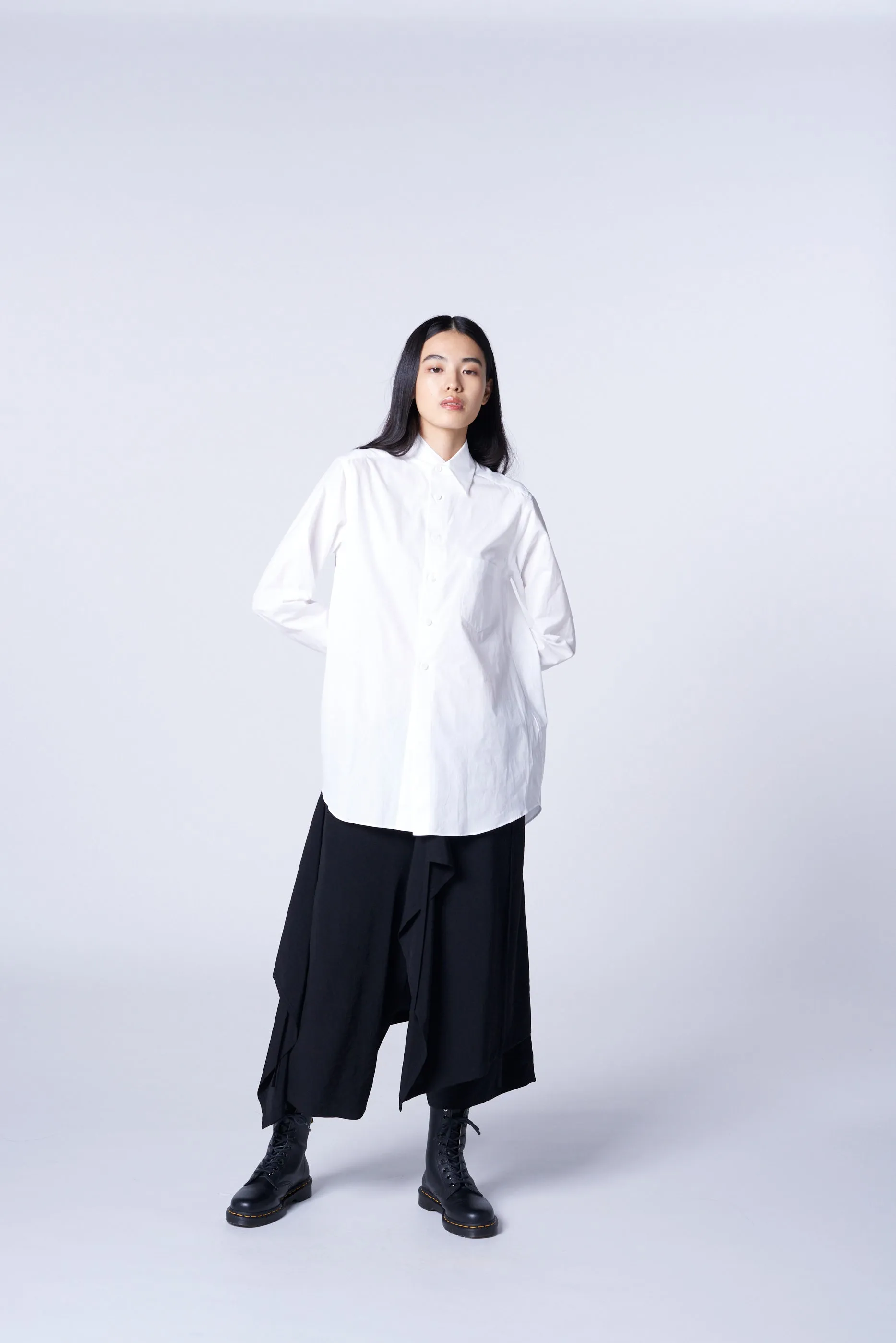 CREPE DE CHINE BOUND SKIRT PANTS sold by Yohji Yamamoto product image thumbnail 2