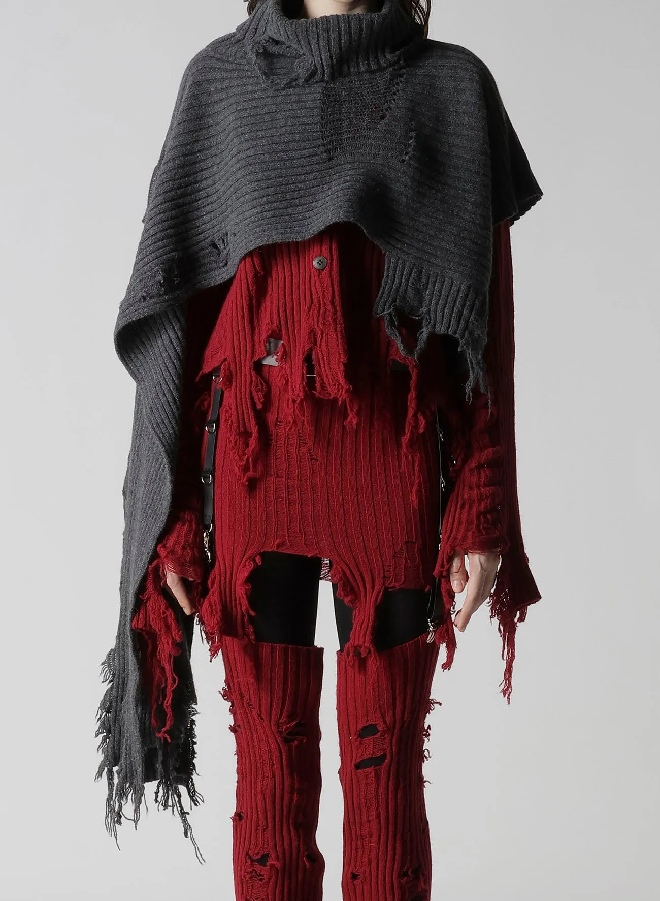 CRUSHED RIB DAMAGED 2WAY WOOL SCARF sold by Yohji Yamamoto product image thumbnail 4