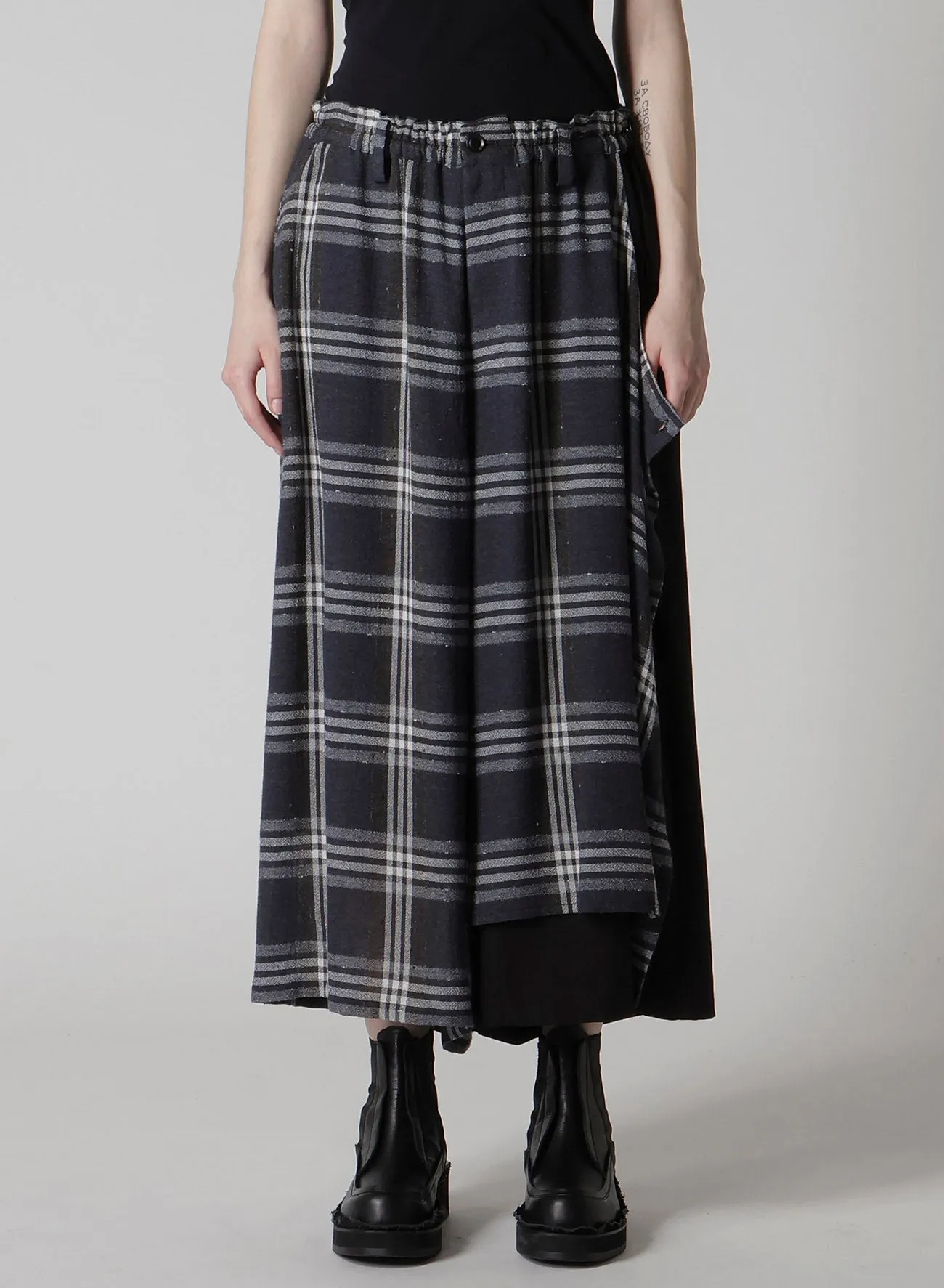 GAUZE PLAID LEFT DOUBLE BUTTON OPEN PANTS sold by Yohji Yamamoto product image thumbnail 4