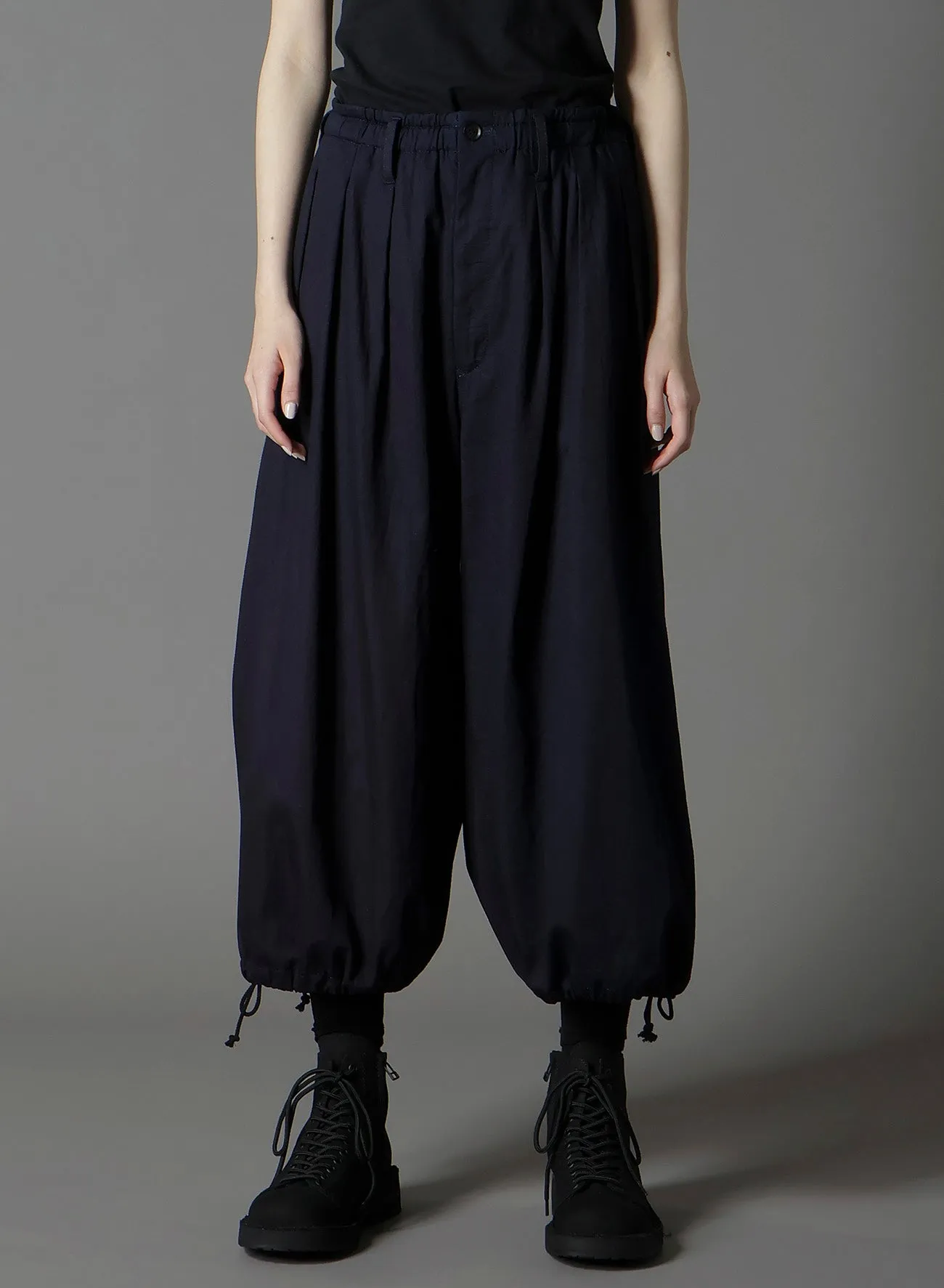 INDIGO DYED COTTON TWILL BALLOON PANTS sold by Yohji Yamamoto product image thumbnail 4