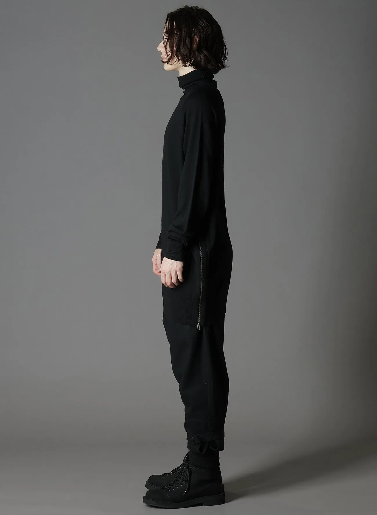 MERINO WOOL LEFT ZIPPER RAGLAN SLEEVE TURTLENECK sold by Yohji Yamamoto product image thumbnail 3