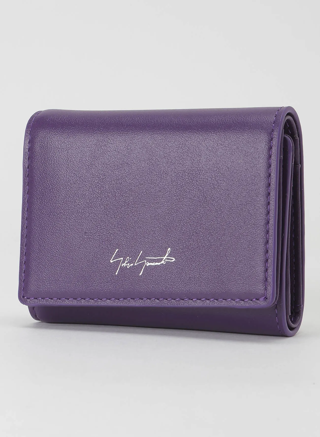 Compact sold by Yohji Yamamoto product image thumbnail 2