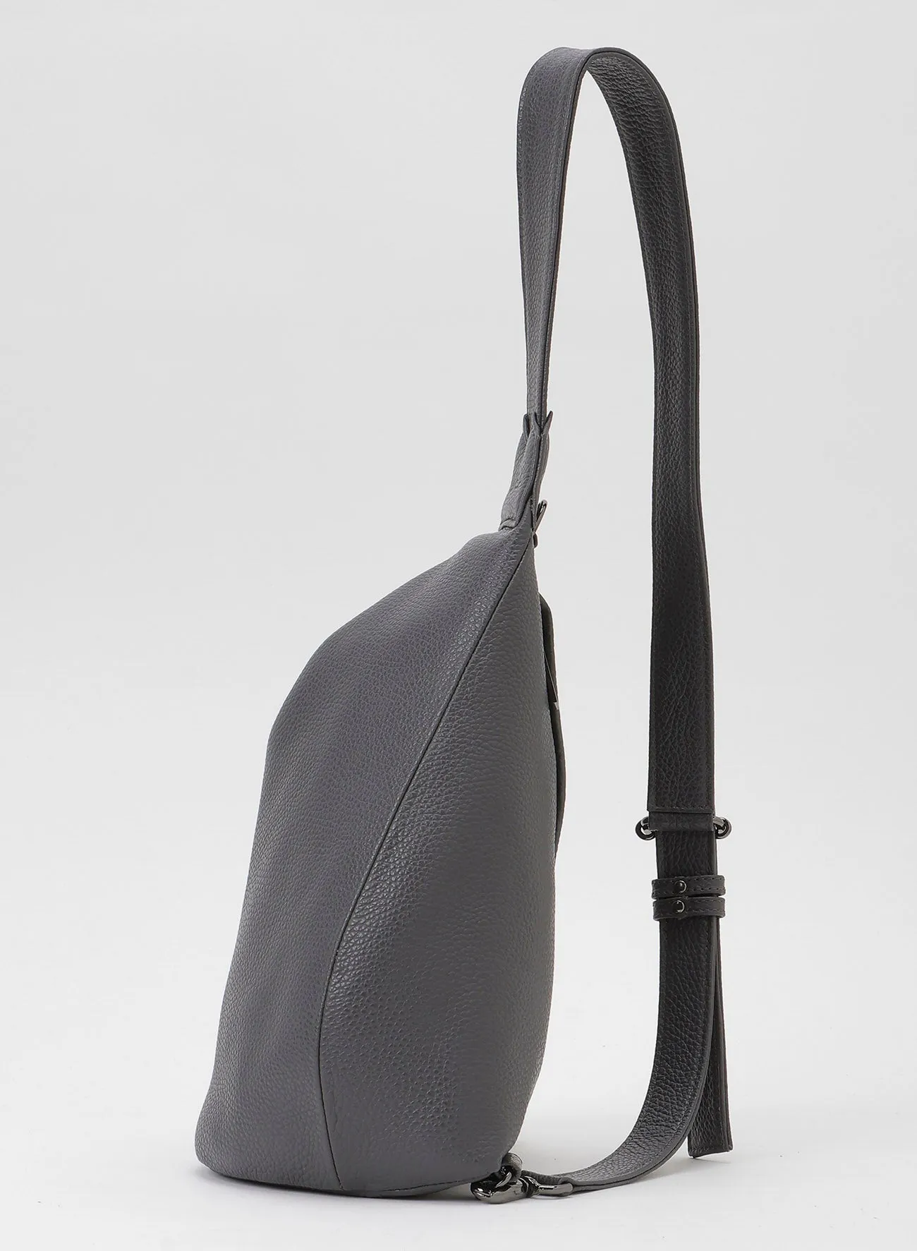 Y BODYBAG(S) sold by Yohji Yamamoto product image thumbnail 4