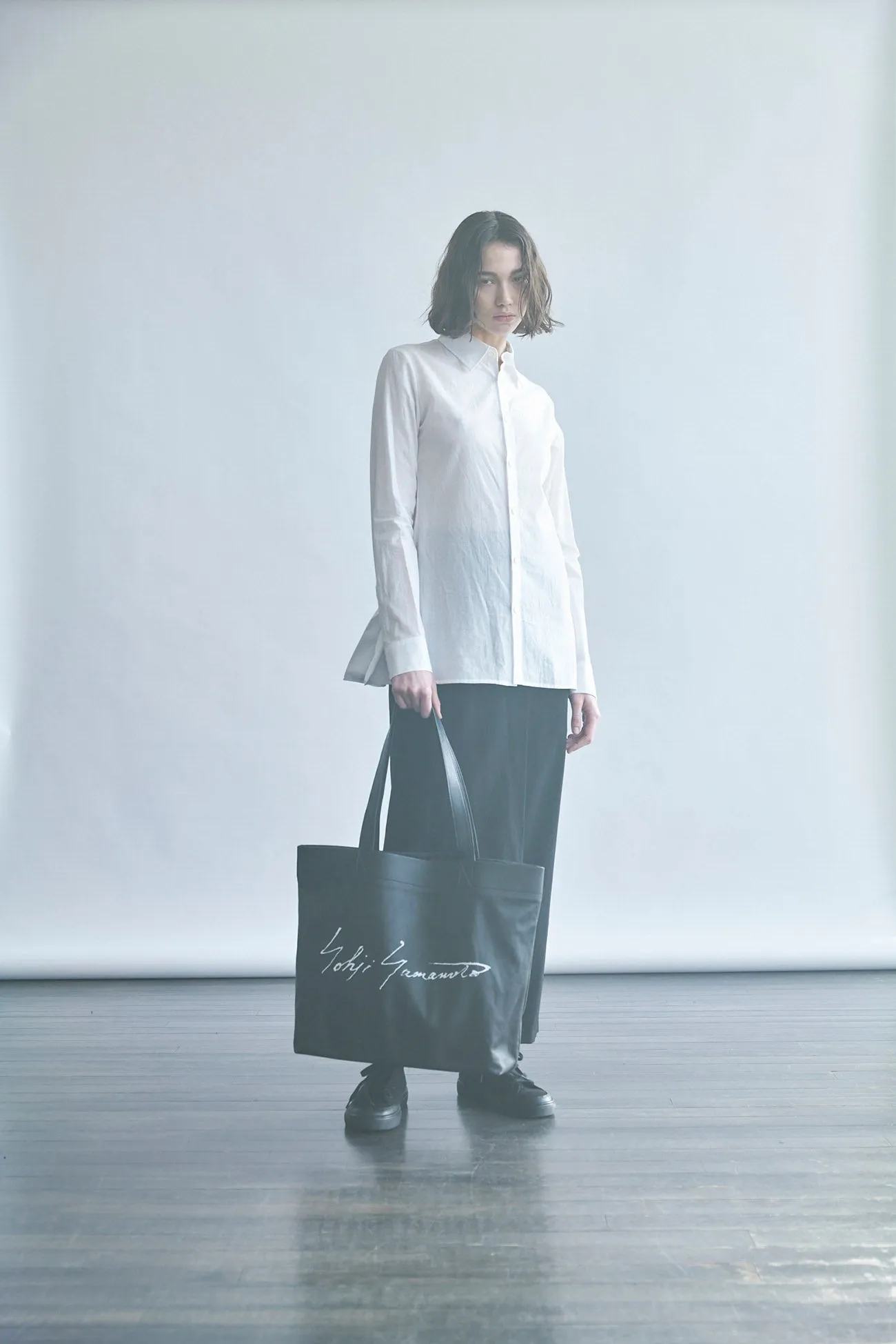 Signature tote(L) sold by Yohji Yamamoto product image thumbnail 3