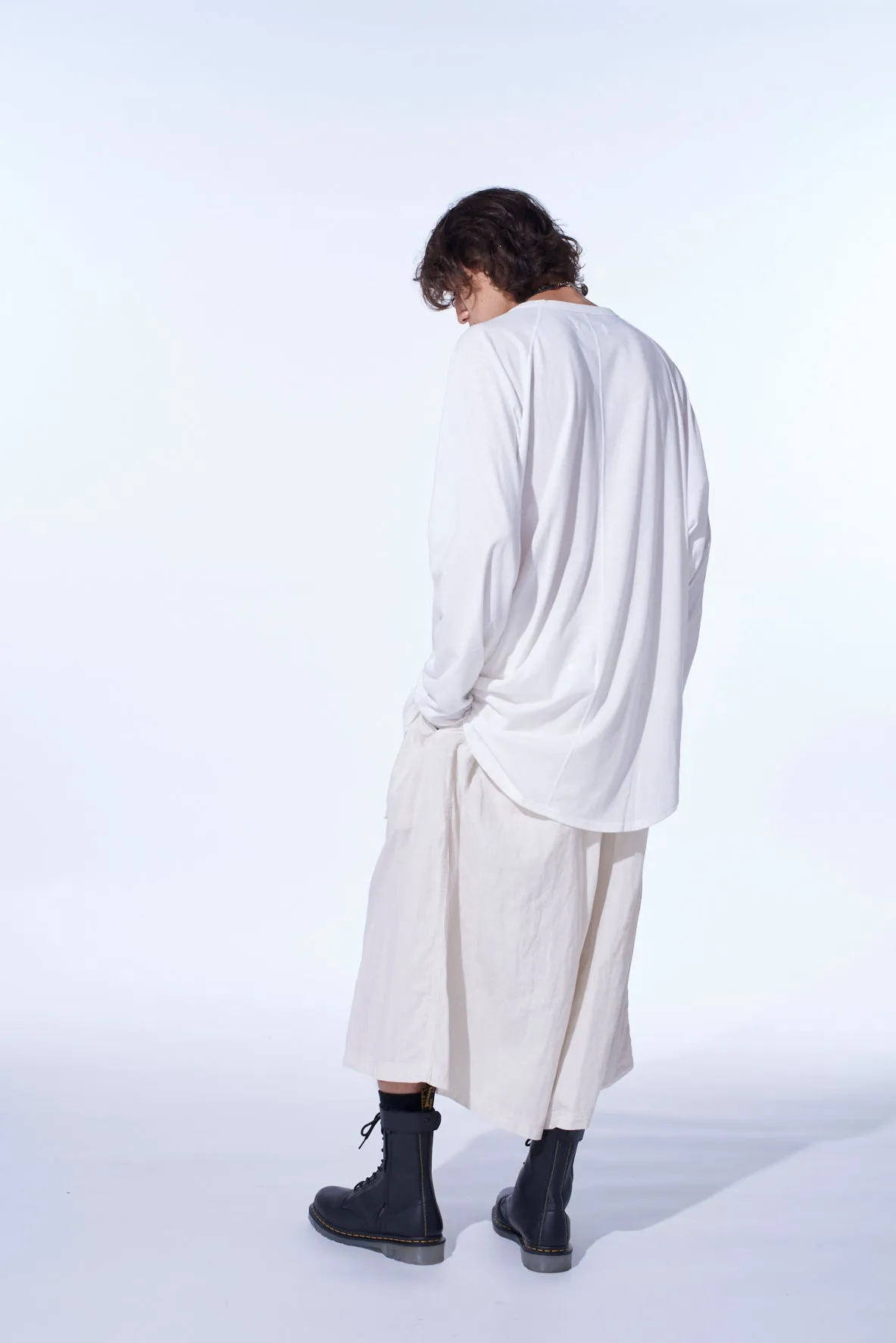 30/COTTON JERSEY OVERSIZED RAGLAN SLEEVE T-SHIRT sold by Yohji Yamamoto product image thumbnail 4
