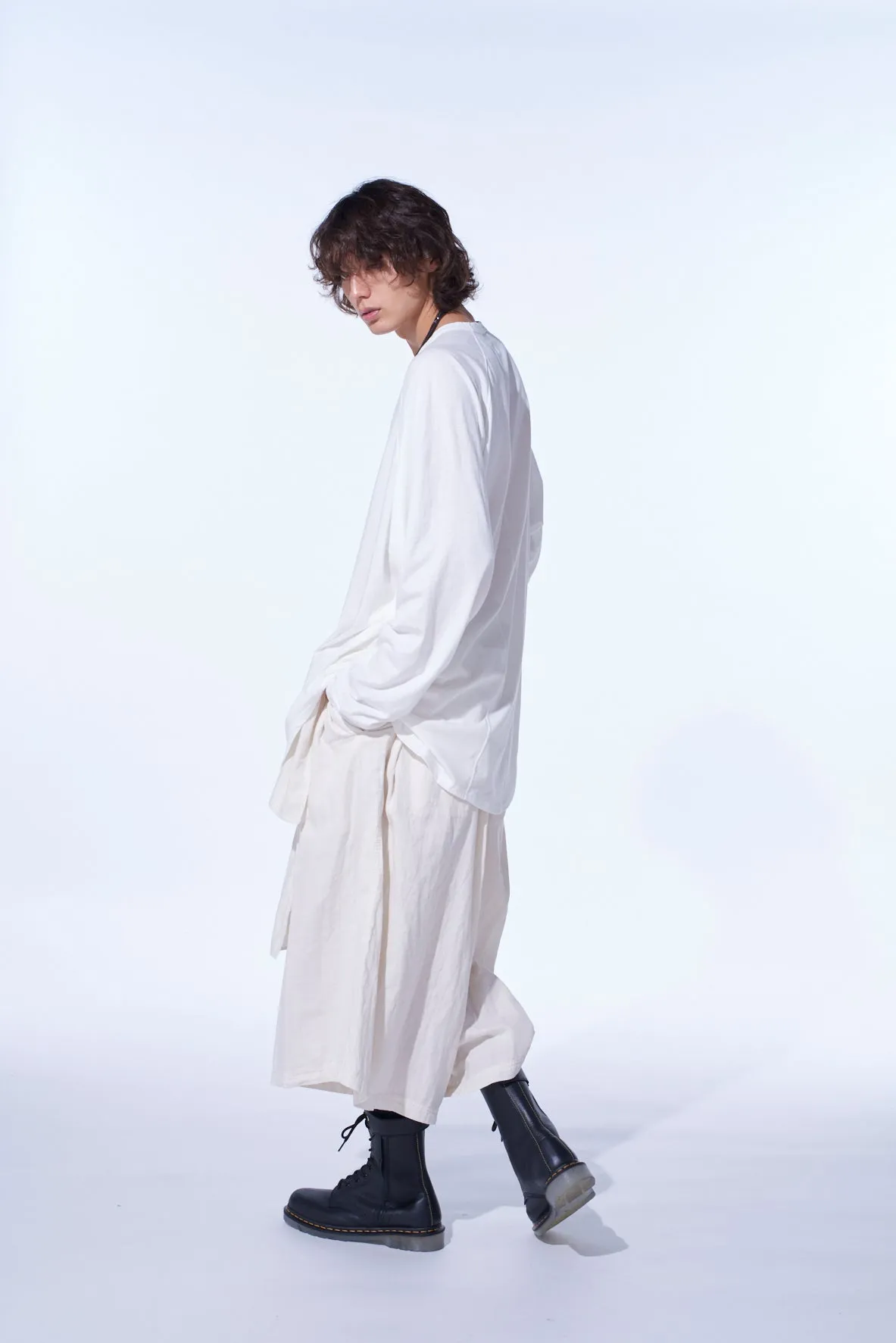 30/COTTON JERSEY OVERSIZED RAGLAN SLEEVE T-SHIRT sold by Yohji Yamamoto product image thumbnail 3