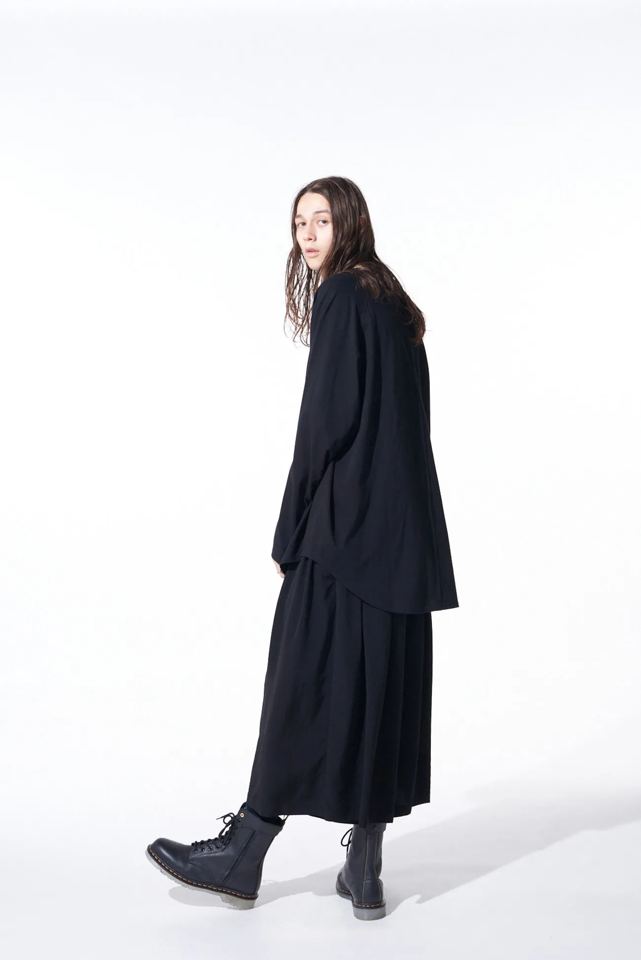 30/COTTON JERSEY OVERSIZED RAGLAN SLEEVE T-SHIRT sold by Yohji Yamamoto product image thumbnail 3