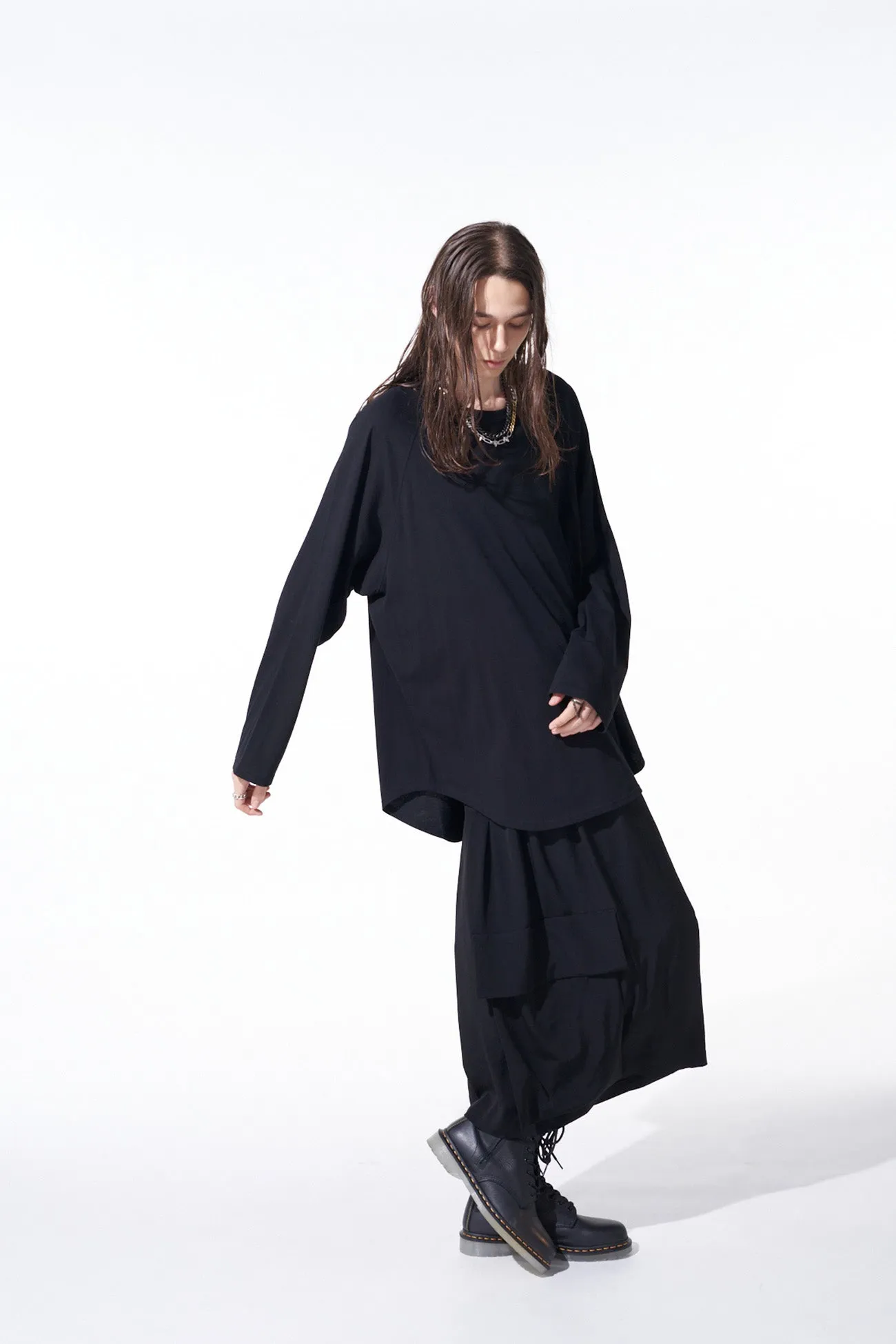 30/COTTON JERSEY OVERSIZED RAGLAN SLEEVE T-SHIRT sold by Yohji Yamamoto product image thumbnail 5