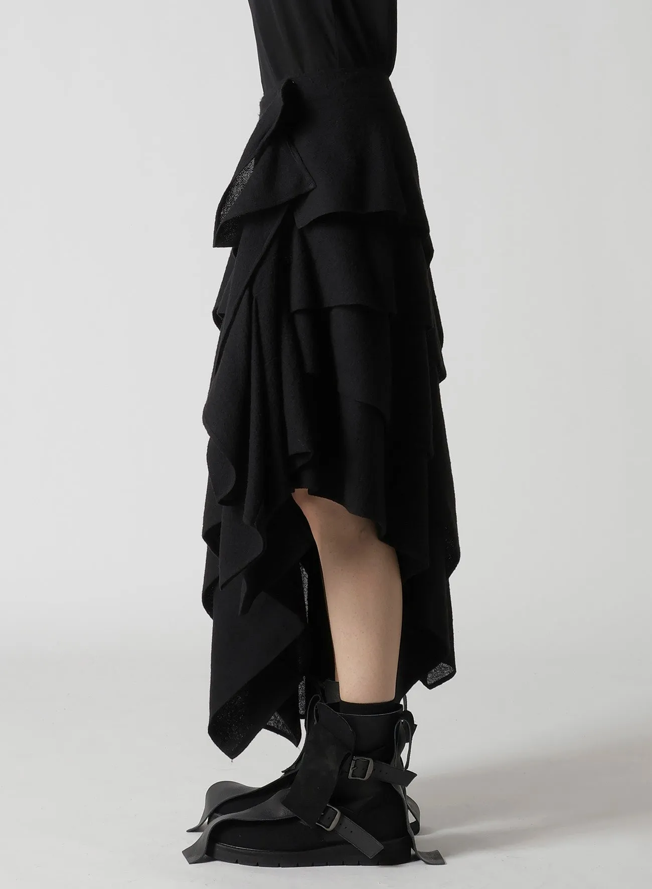 WOOL GAUZE TUCKED STITCH D SKIRT sold by Yohji Yamamoto product image thumbnail 4