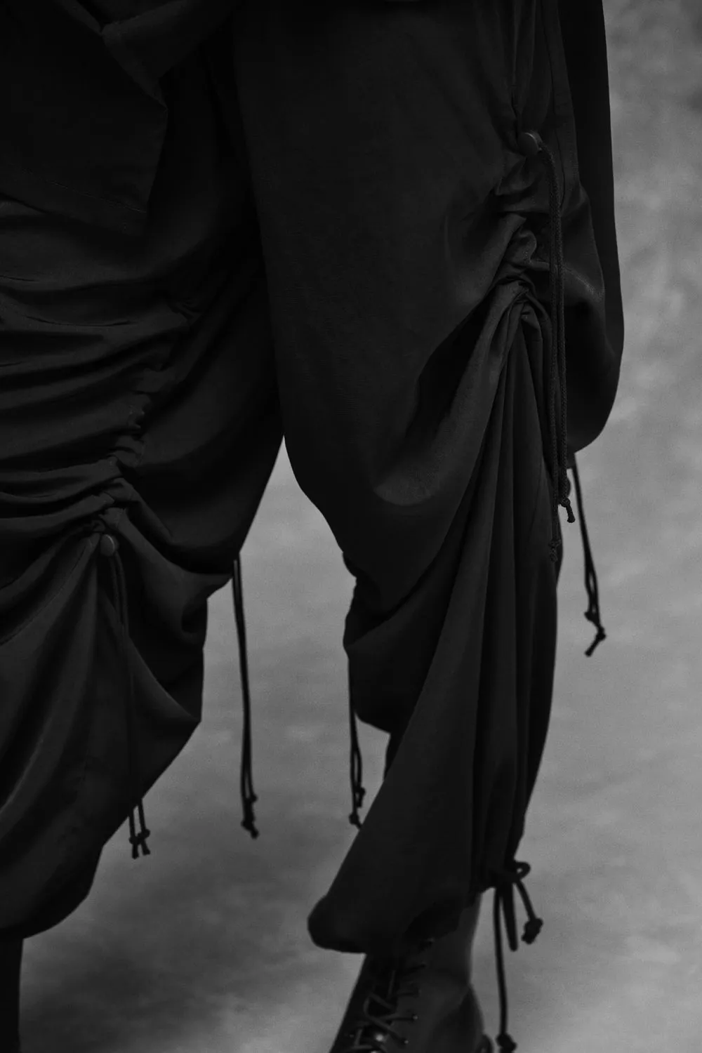 CREPE de CHINE SHIRRING WIDE PANTS sold by Yohji Yamamoto product image thumbnail 3