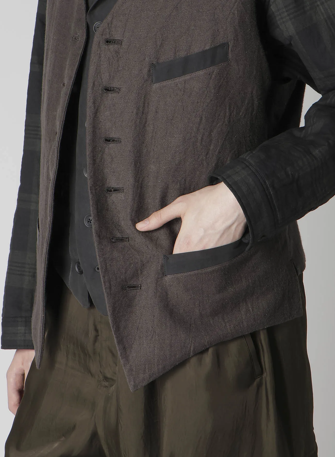 COTTON LINEN DOUBLE VEST WITH LINER sold by Yohji Yamamoto product image thumbnail 4