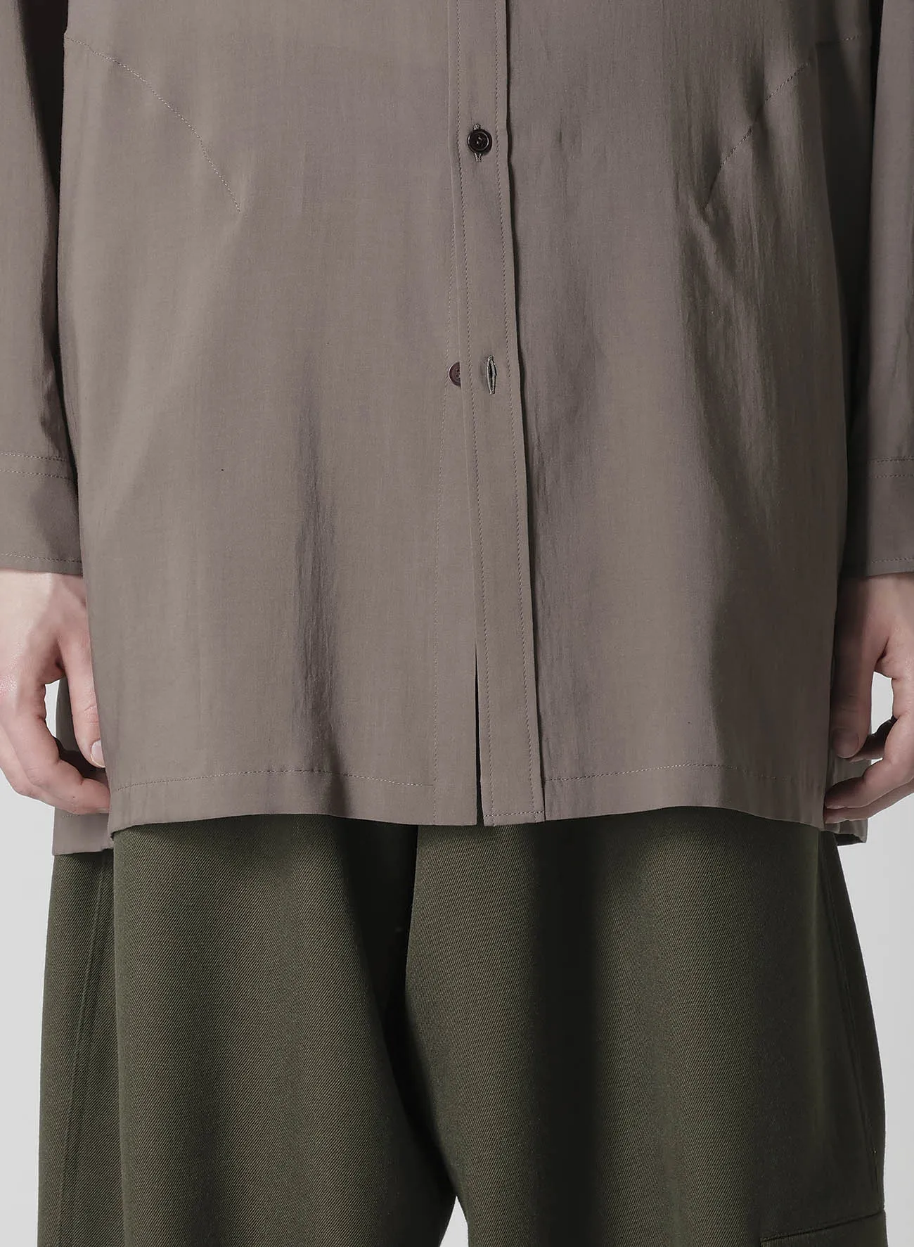 CELLLOSE LAWN BACK OPEN GATHER SLEEVE BLOUSE sold by Yohji Yamamoto product image thumbnail 5