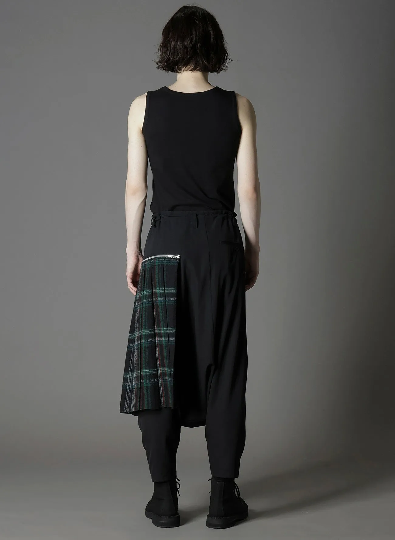 W/GABARDINE DOUBLE GAUZE PLEATED SAROUEL PANTS sold by Yohji Yamamoto product image thumbnail 3
