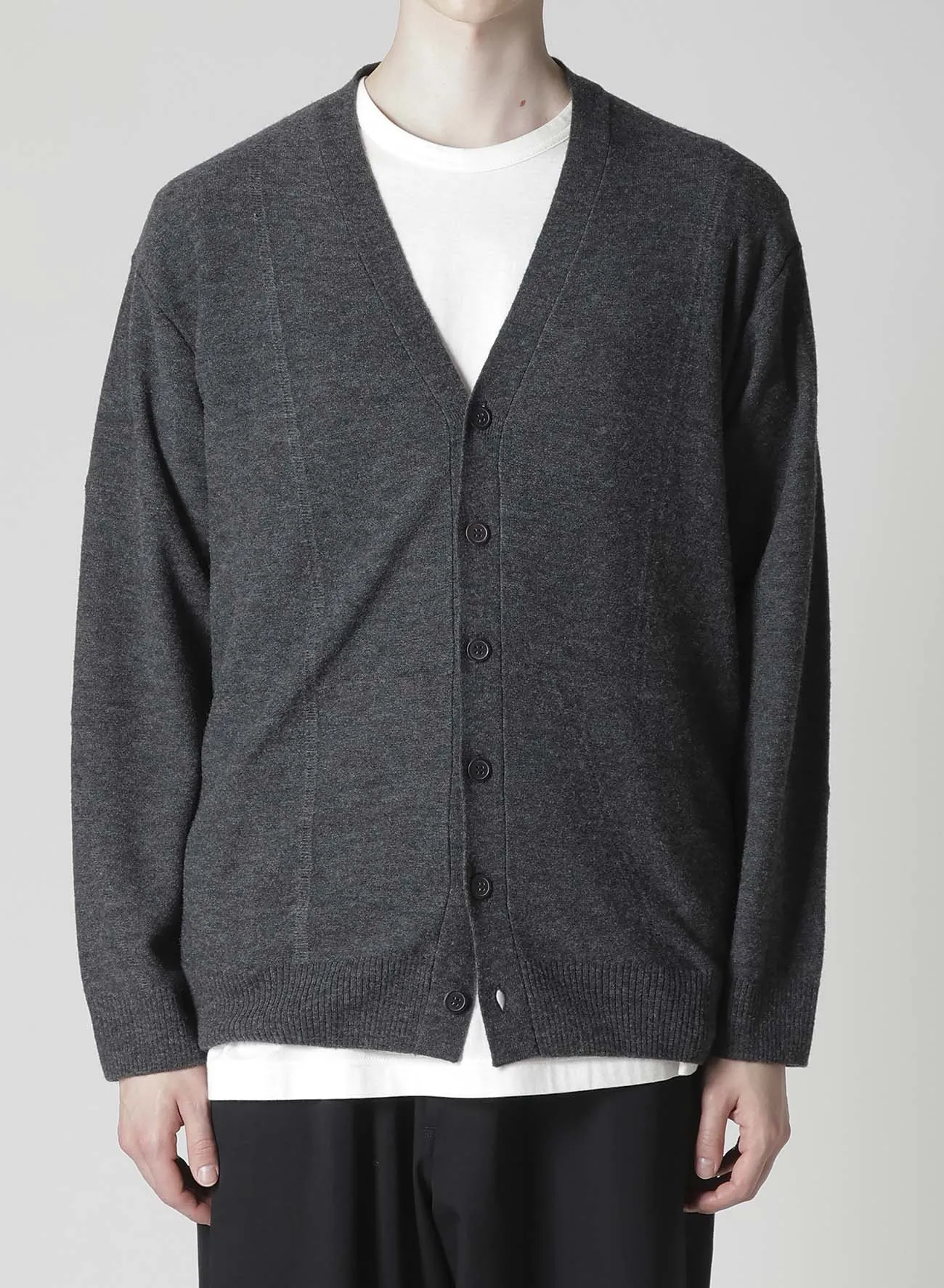 V-NECK CARDIGAN WITH PANEL DESIGN sold by Yohji Yamamoto product image thumbnail 4