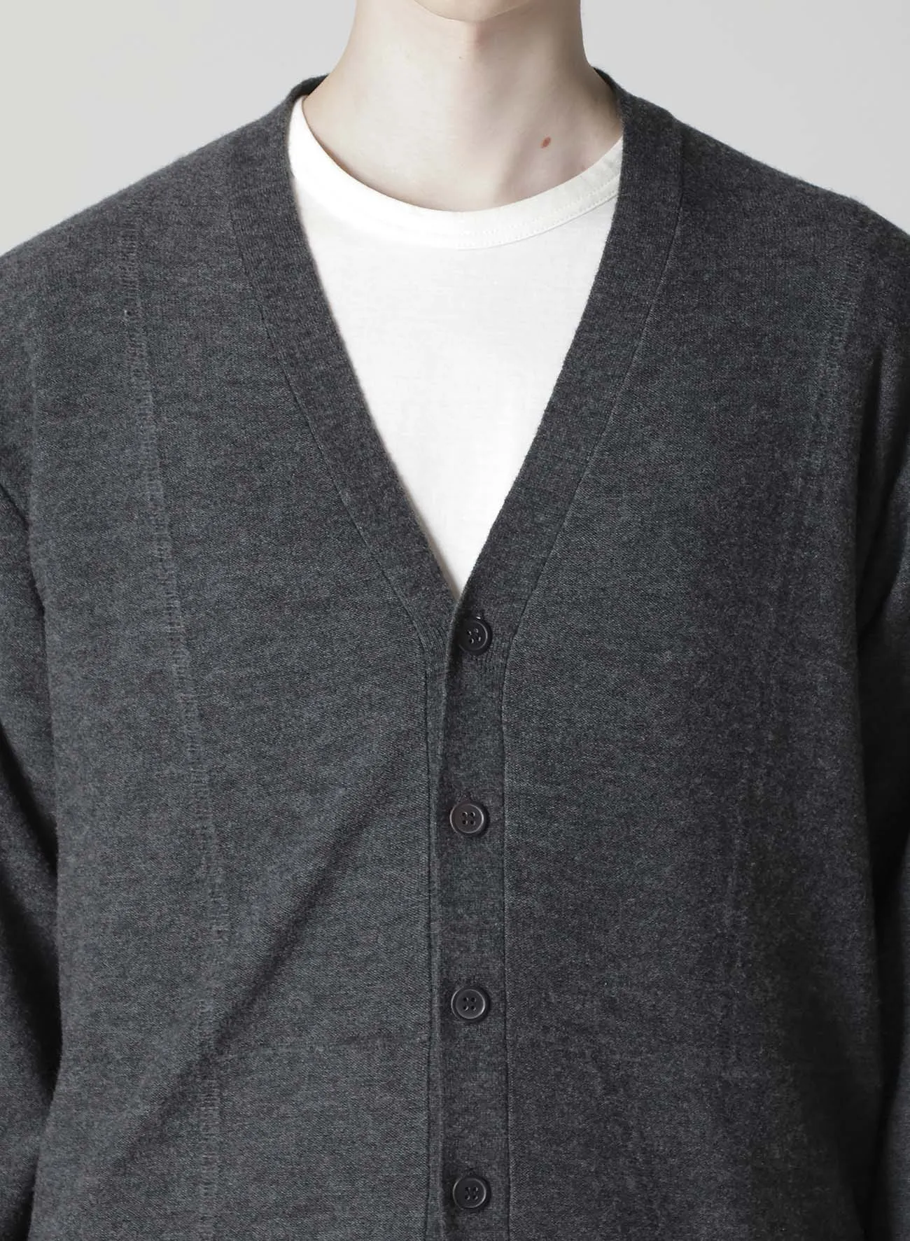 V-NECK CARDIGAN WITH PANEL DESIGN sold by Yohji Yamamoto product image thumbnail 5