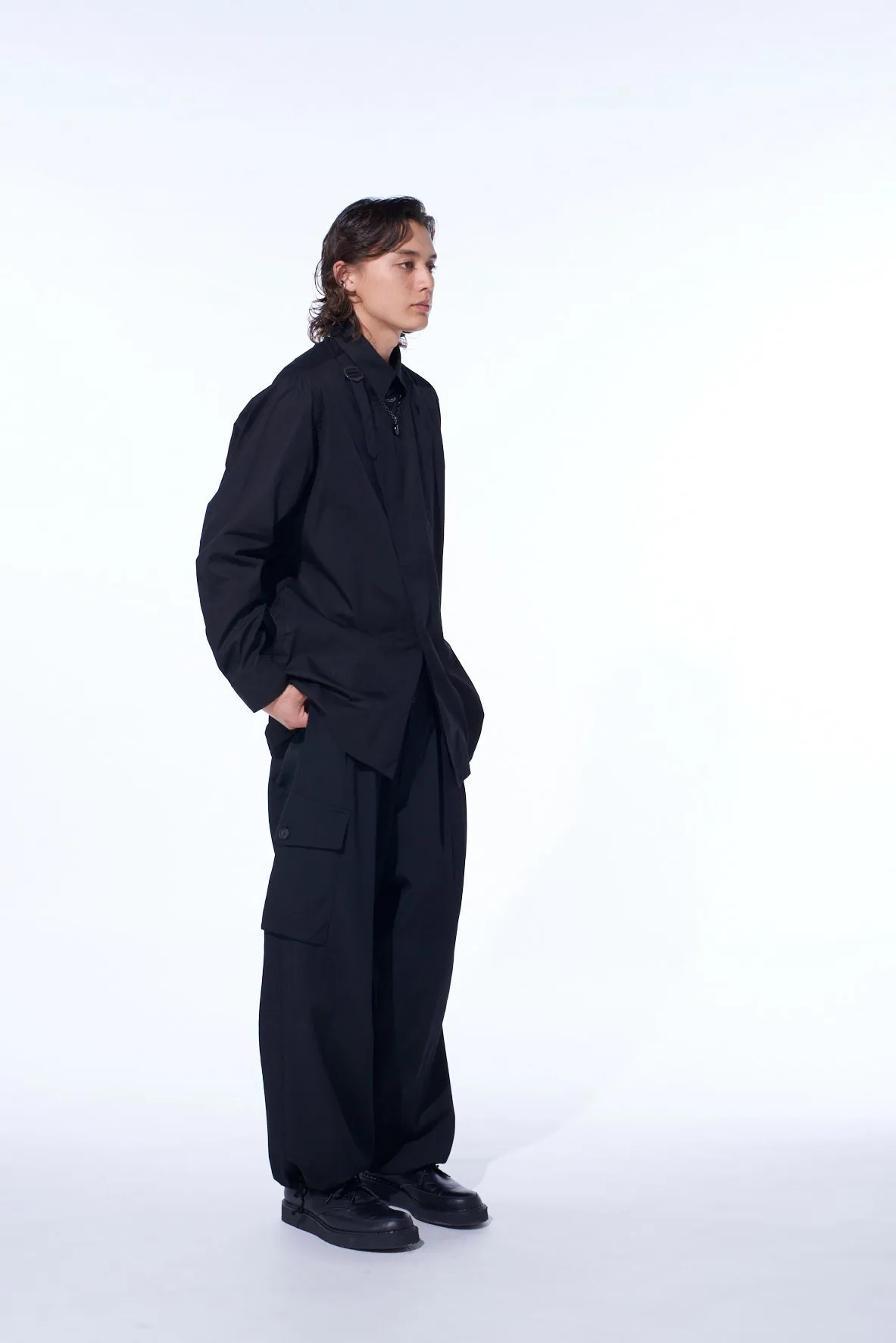 WASHER WOOL GABARDINE 2 TUCK CARGO PANTS sold by Yohji Yamamoto product image thumbnail 5