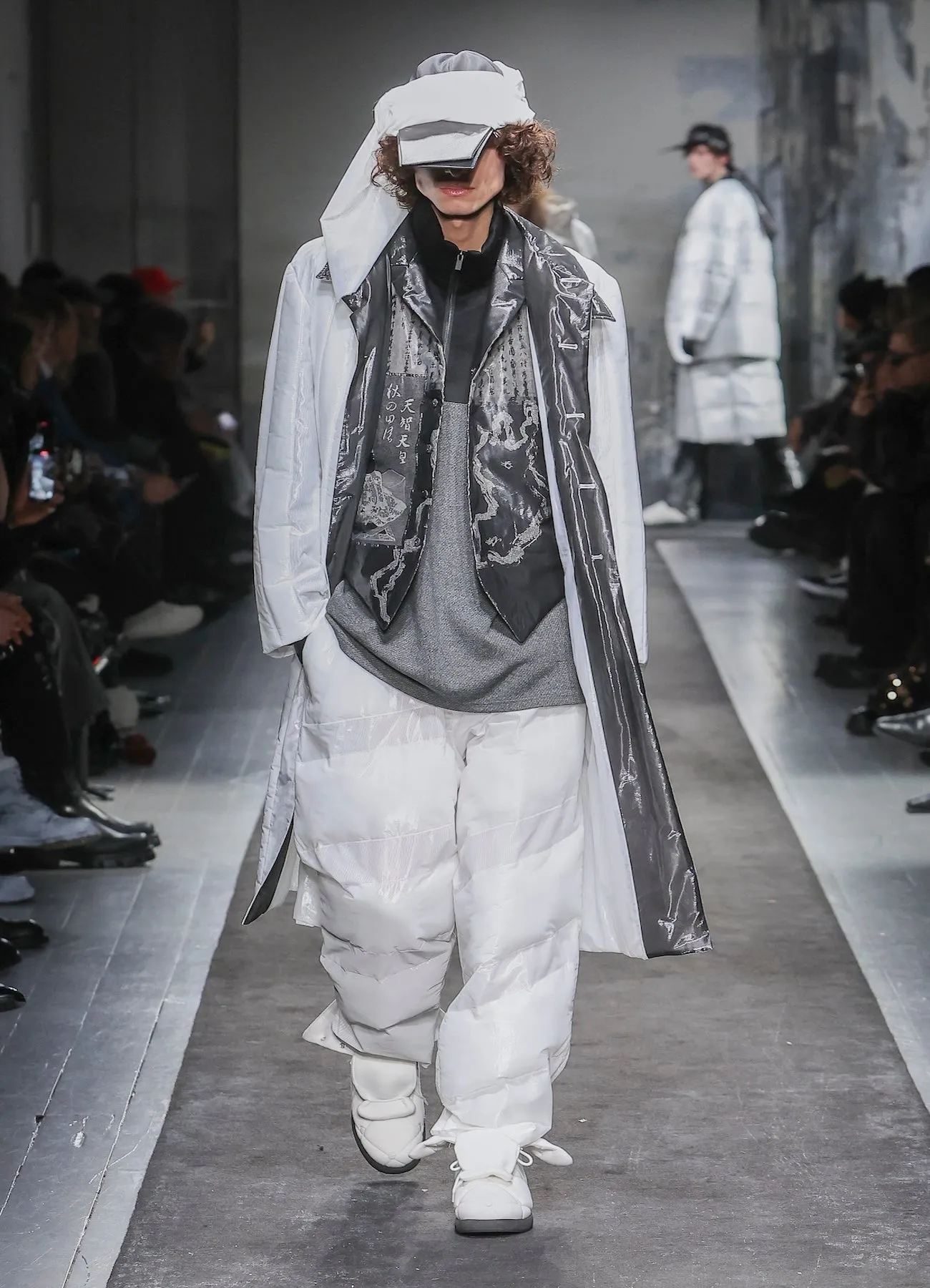 BIWA LAKE PRINTED TRANSPARENT VEST sold by Yohji Yamamoto product image thumbnail 2