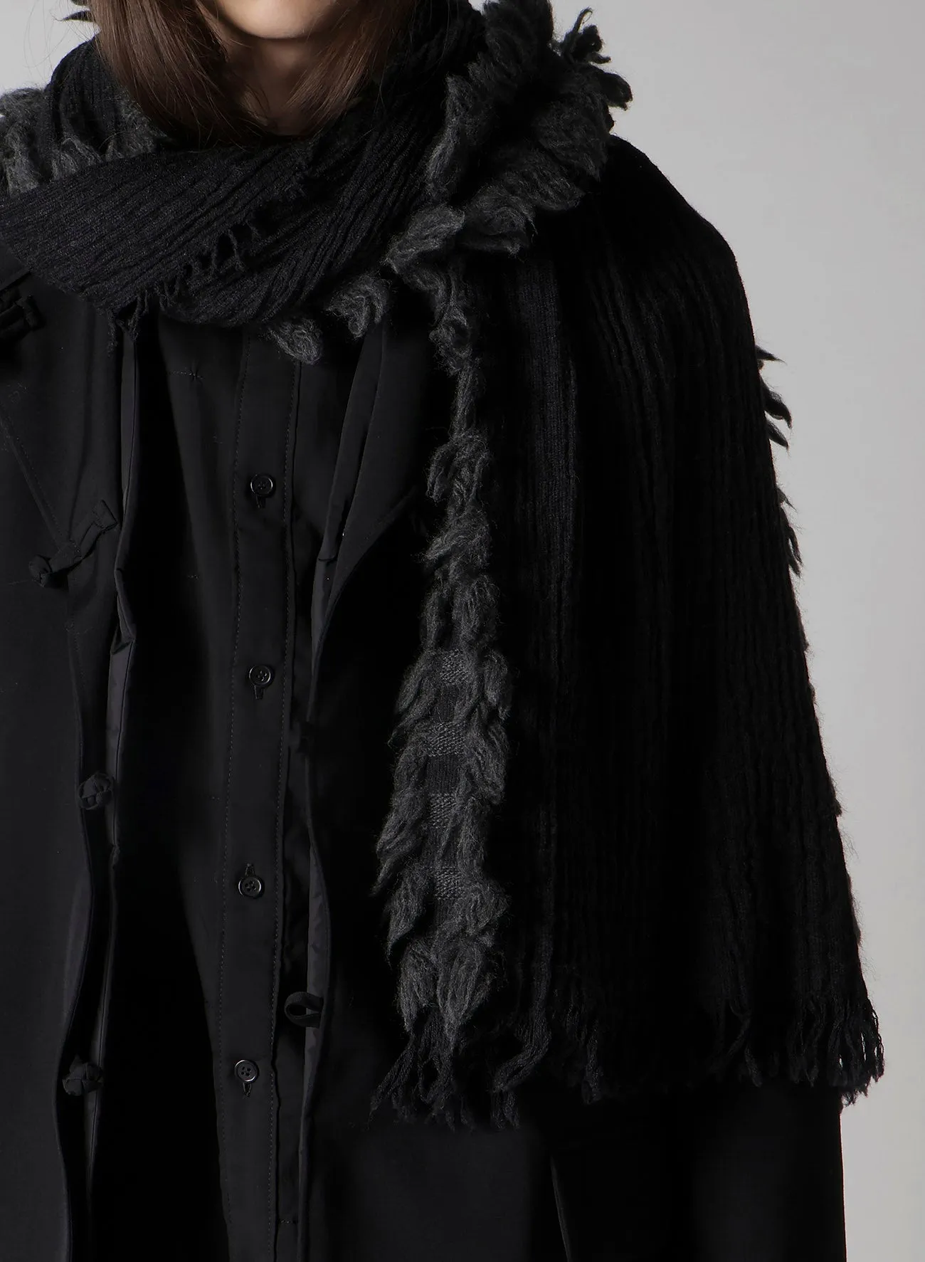 W FLAT/W SLUB WILLOW SCARF sold by Yohji Yamamoto product image thumbnail 3