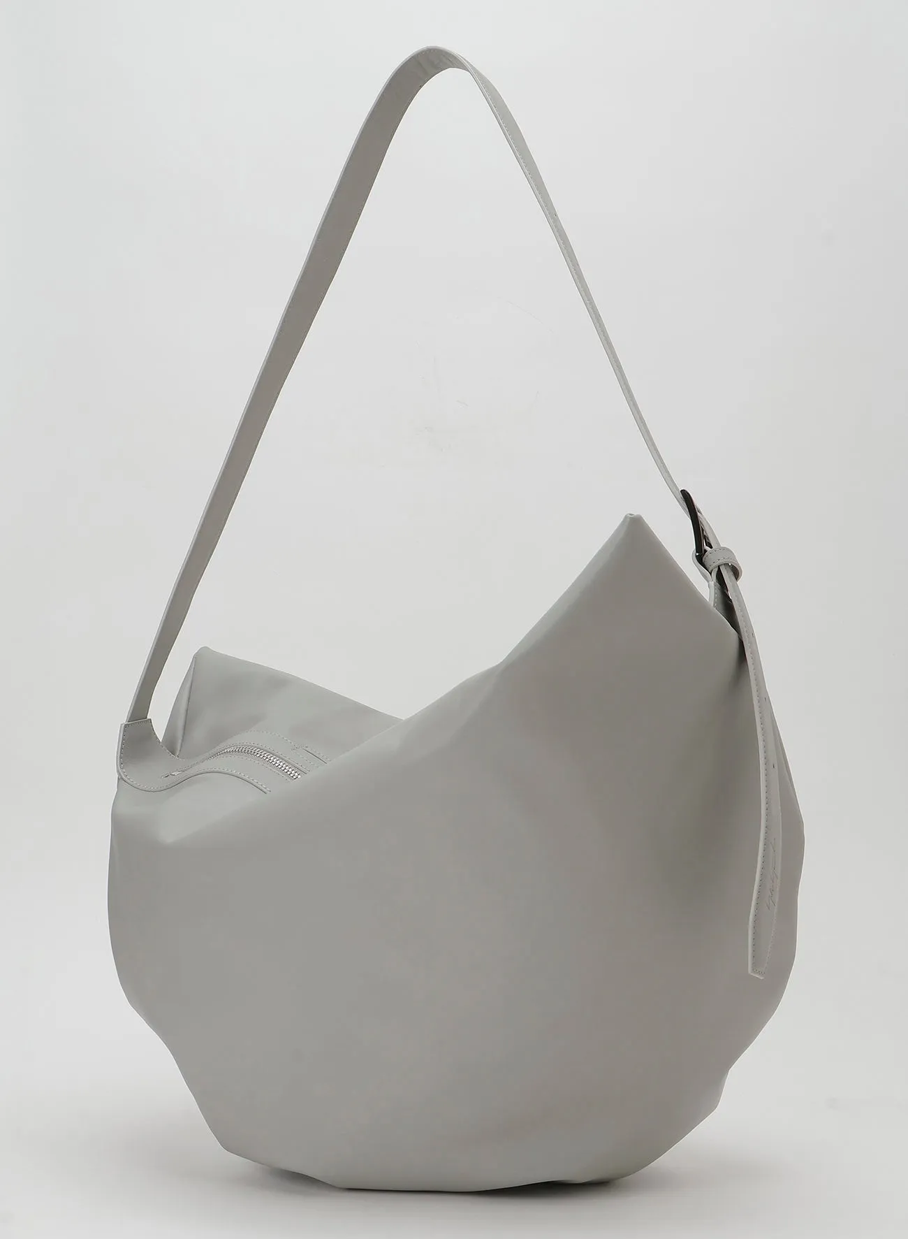 Round Shoulder(L)(10/3 12:00 Release) sold by Yohji Yamamoto product image thumbnail 5