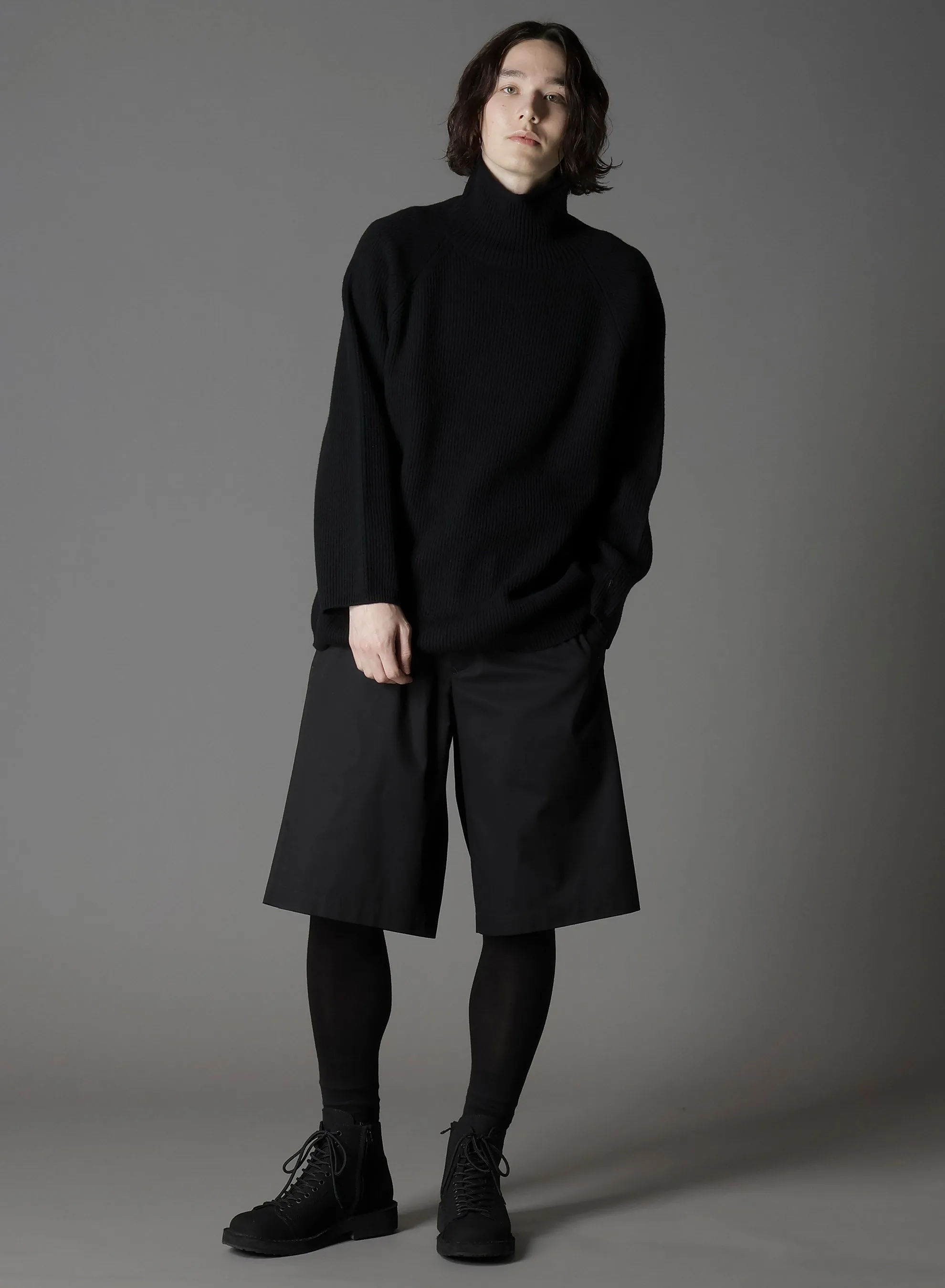 FINE MERINO WOOL RAGLAN TURTLE NECK sold by Yohji Yamamoto product image thumbnail 2