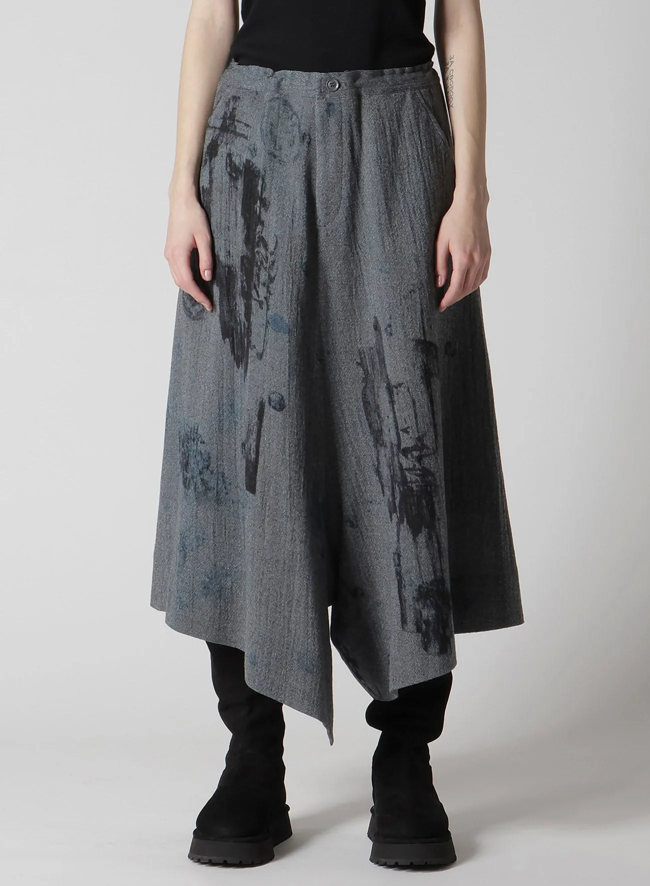 WOOL GAUZE SMUDGED POLKA DOT SLITTED RIGHT HEM PANTS sold by Yohji Yamamoto product image thumbnail 4