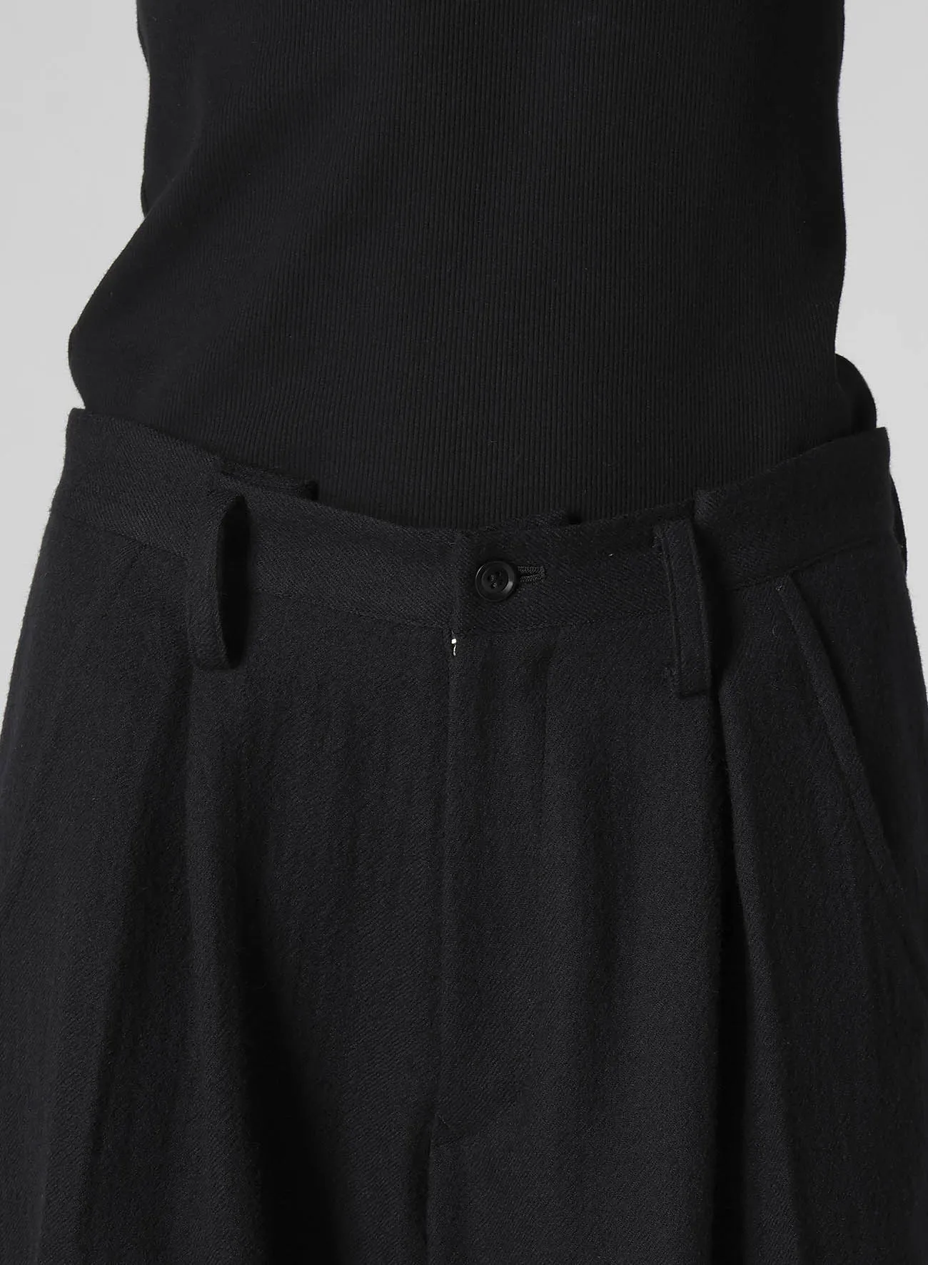 WOOL GAUZE TWILL TUCK WIDE PANTS sold by Yohji Yamamoto product image thumbnail 5