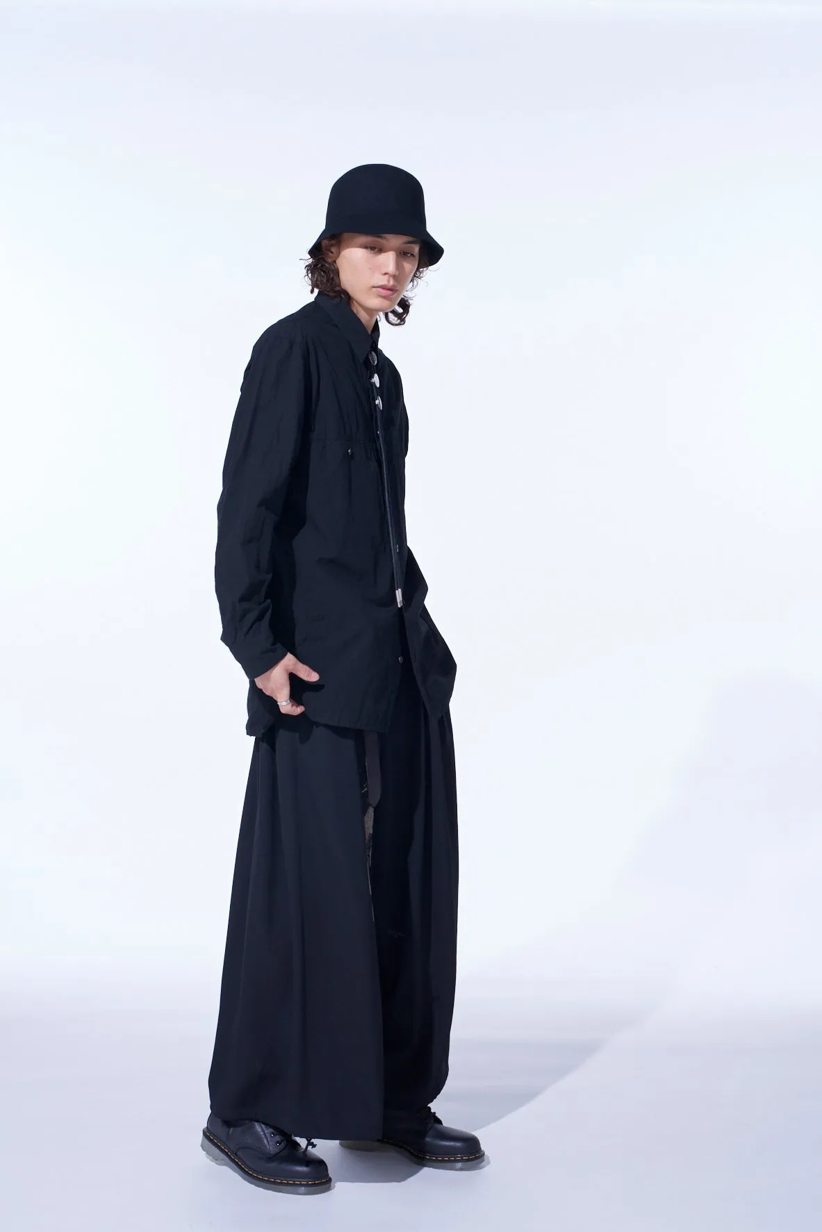 COTTON LINEN SINGLE WELT POCKET SHIRT sold by Yohji Yamamoto product image thumbnail 5