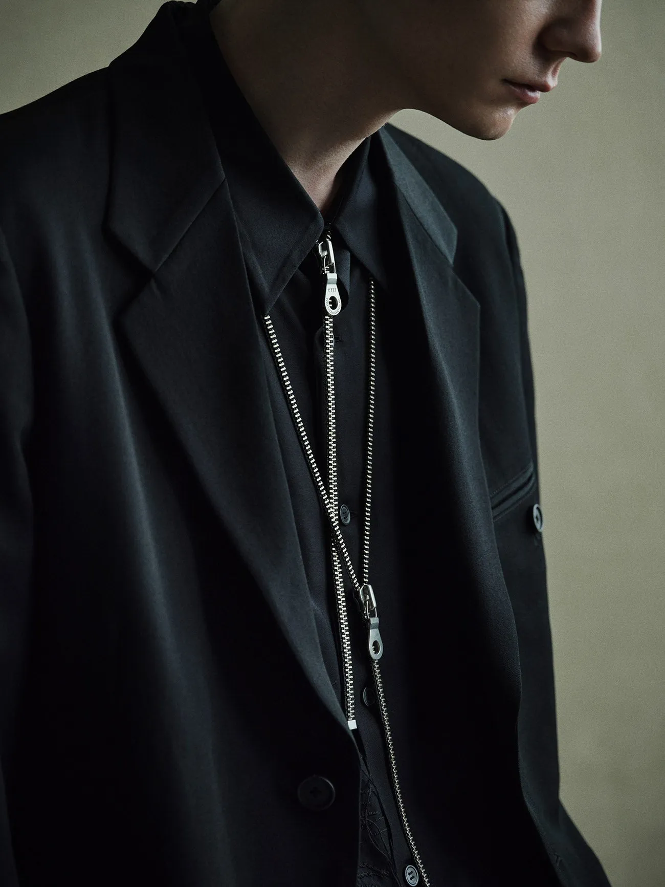 LAYERED ZIPPER NECKLACE sold by Yohji Yamamoto product image thumbnail 2
